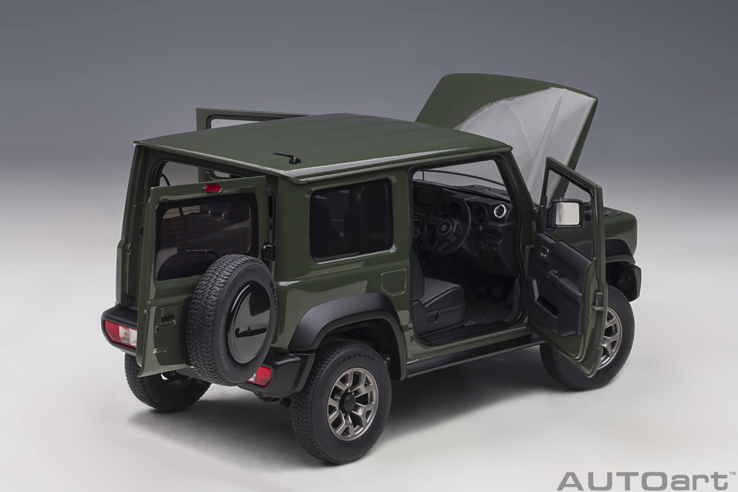 AUTOart Suzuki Jimny Sierra (JB74) RHD 1:18 - Jungle Green - Image 13