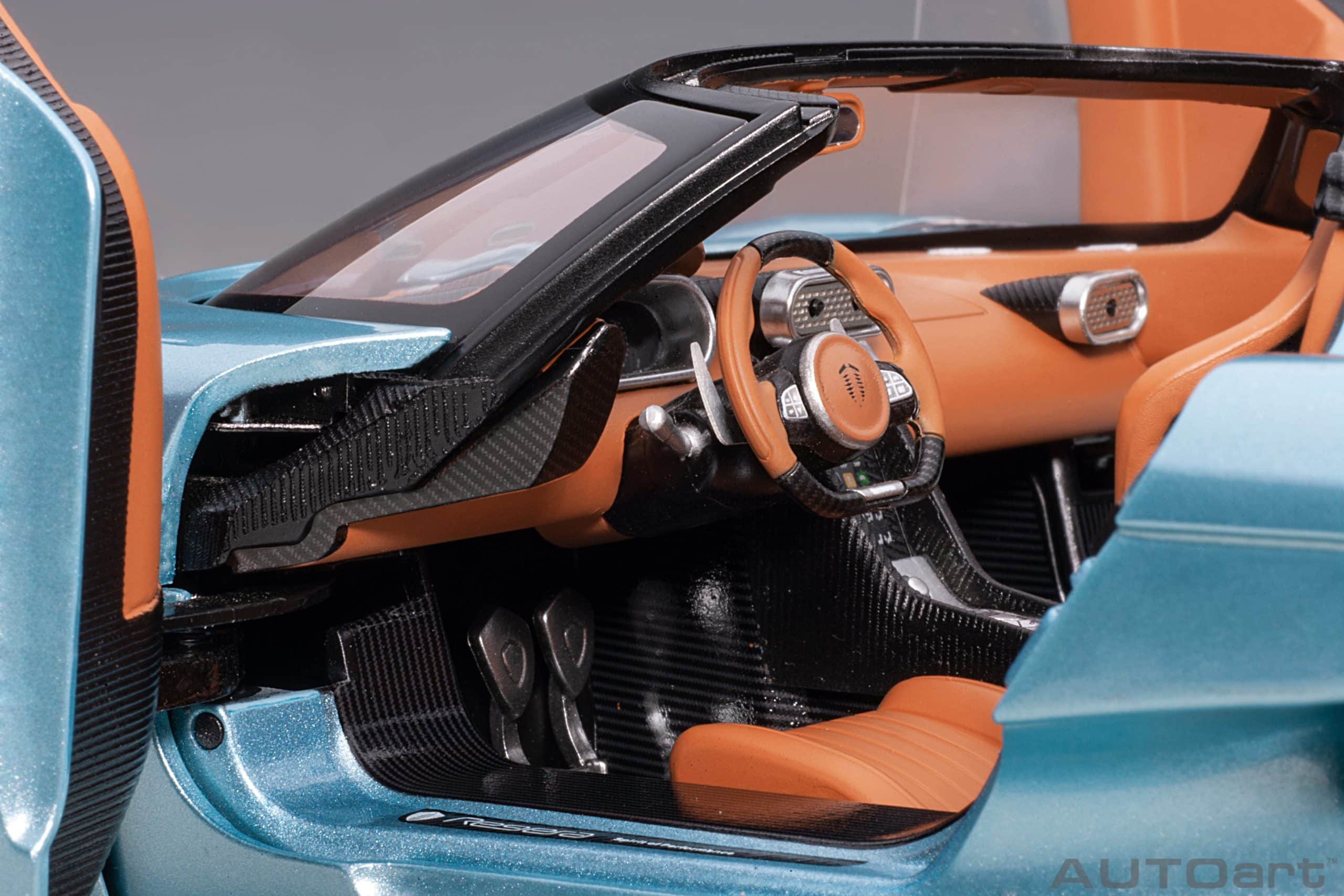 AUTOart Koenigsegg Regera 2016 1:18 - Horizon Blue - Image 11
