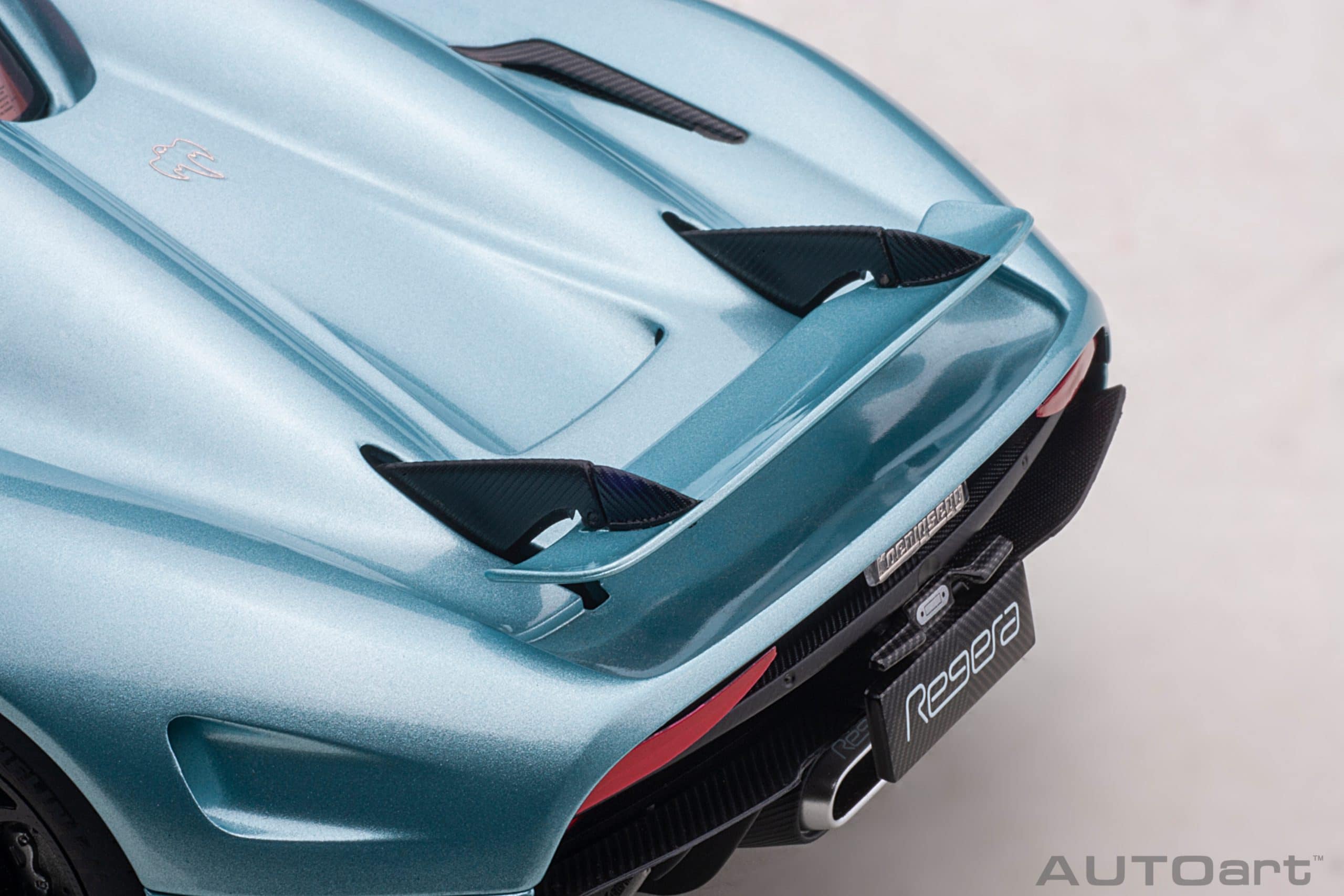 AUTOart Koenigsegg Regera 2016 1:18 - Horizon Blue - Image 15