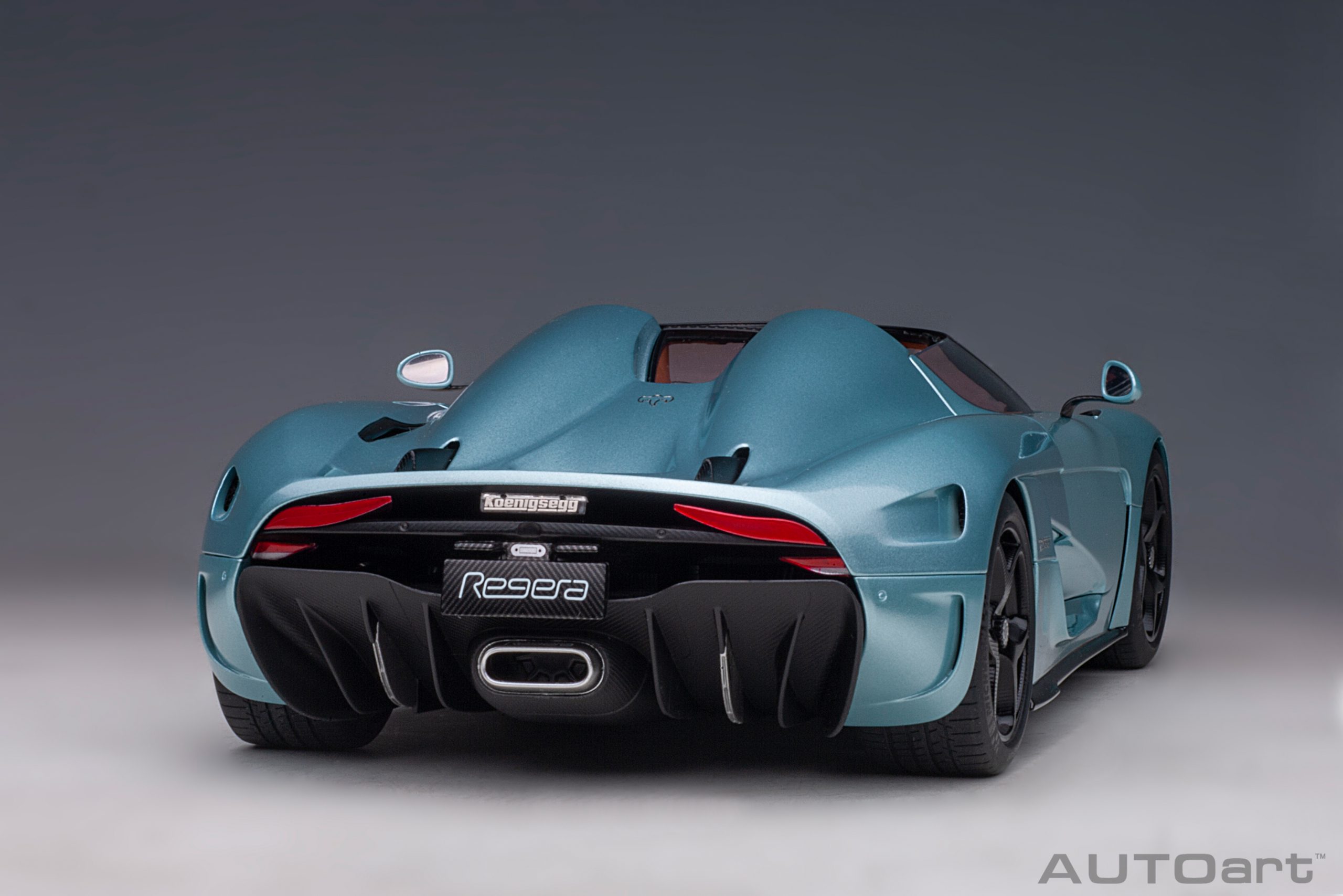 AUTOart Koenigsegg Regera 2016 1:18 - Horizon Blue - Image 21