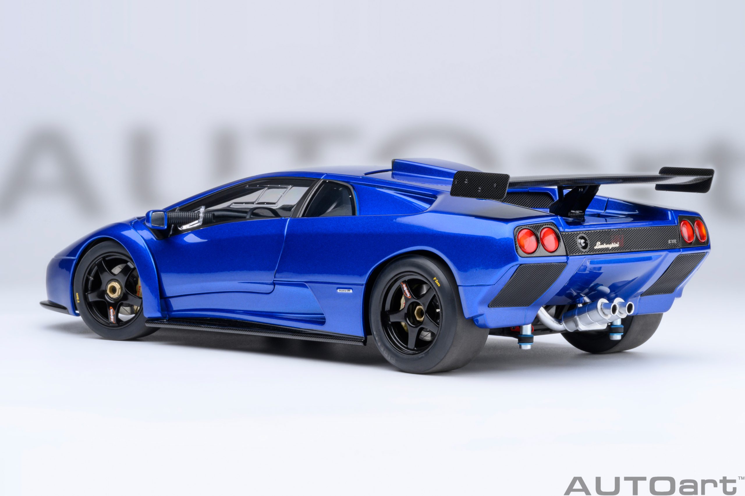 AUTOart Lamborghini Diablo GTR 1999 1:18 - Monterey Blue - Image 2