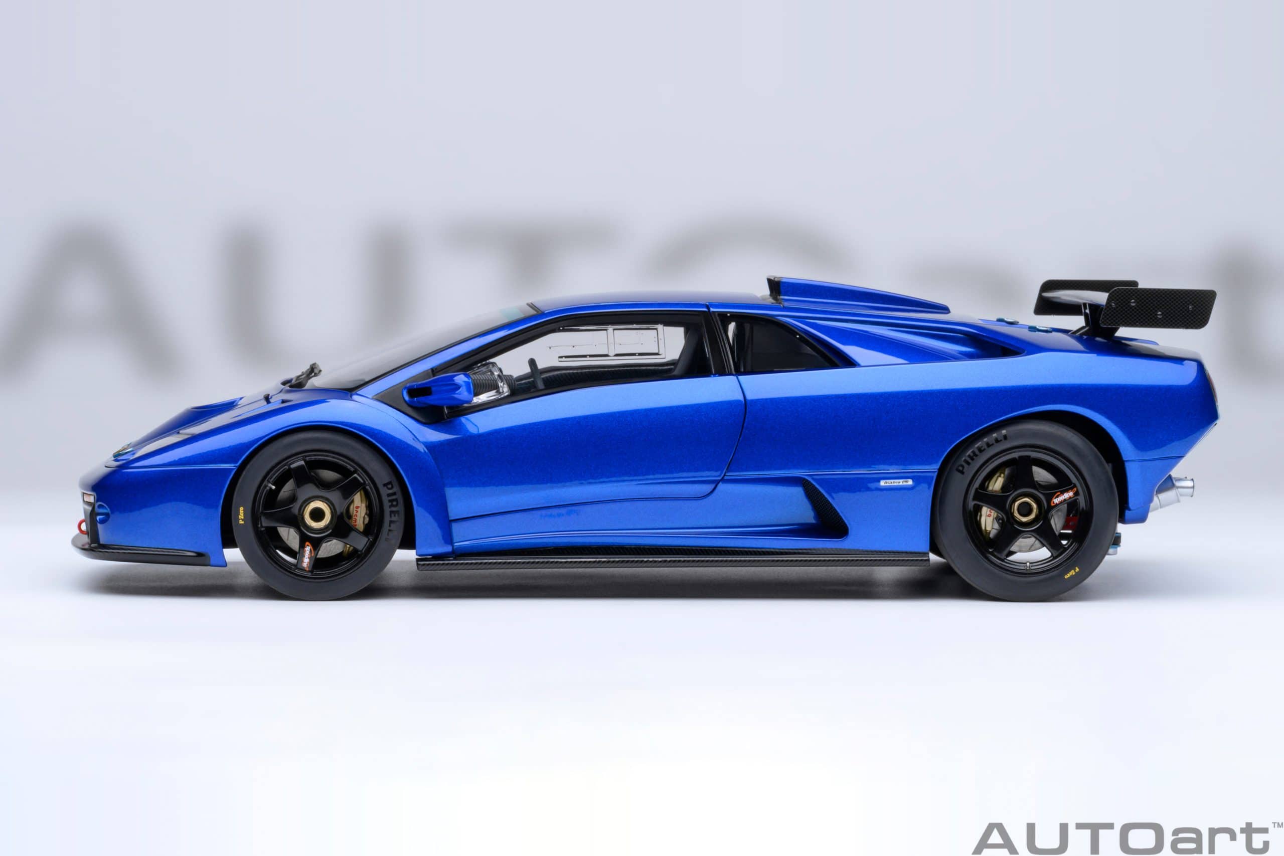 AUTOart ランボルギーニ ディアブロ GTR 1999 1:18 - モントレーブルー