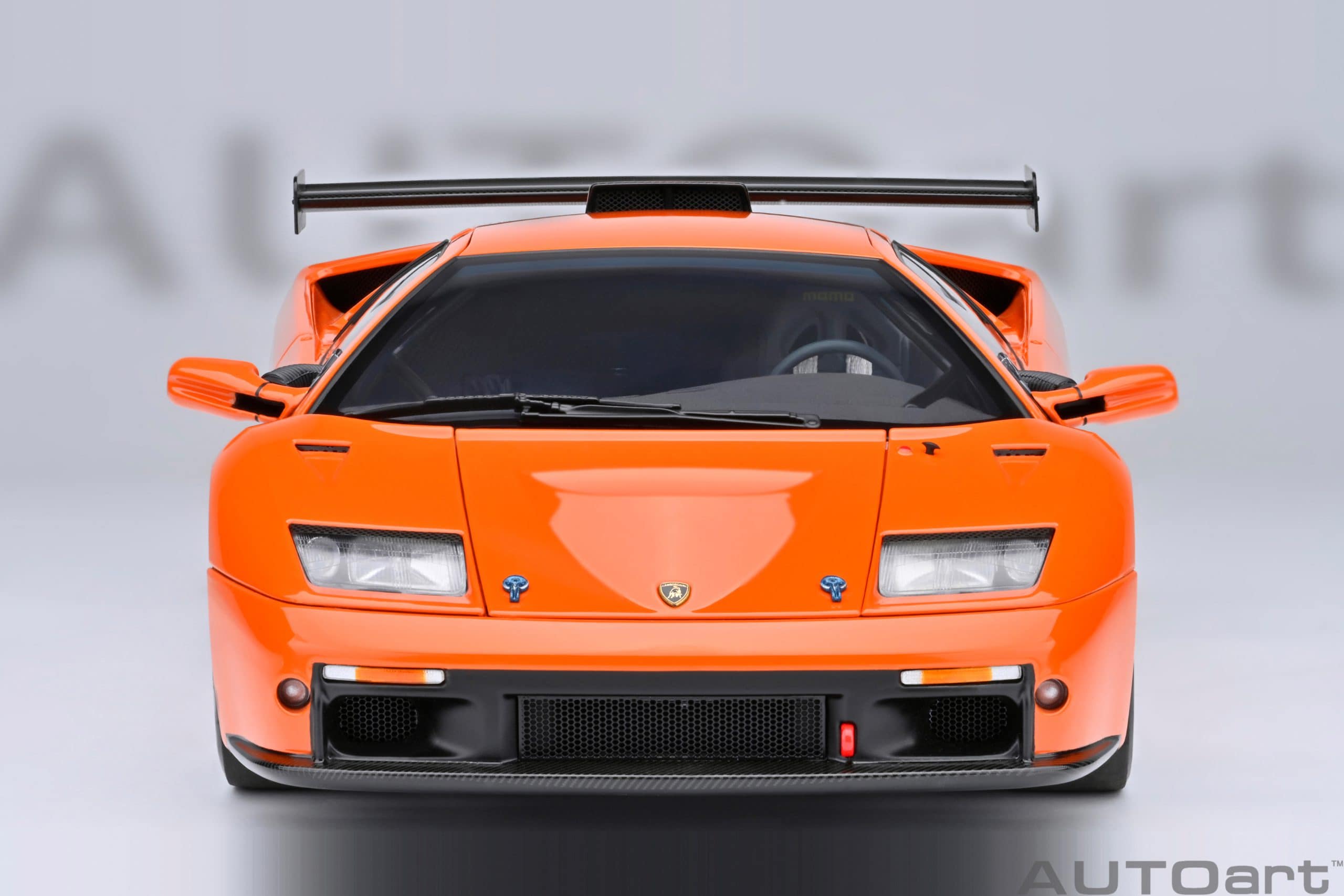 AUTOart Lamborghini Diablo GTR 1999 1:18 - Ishtar Orange - Image 5