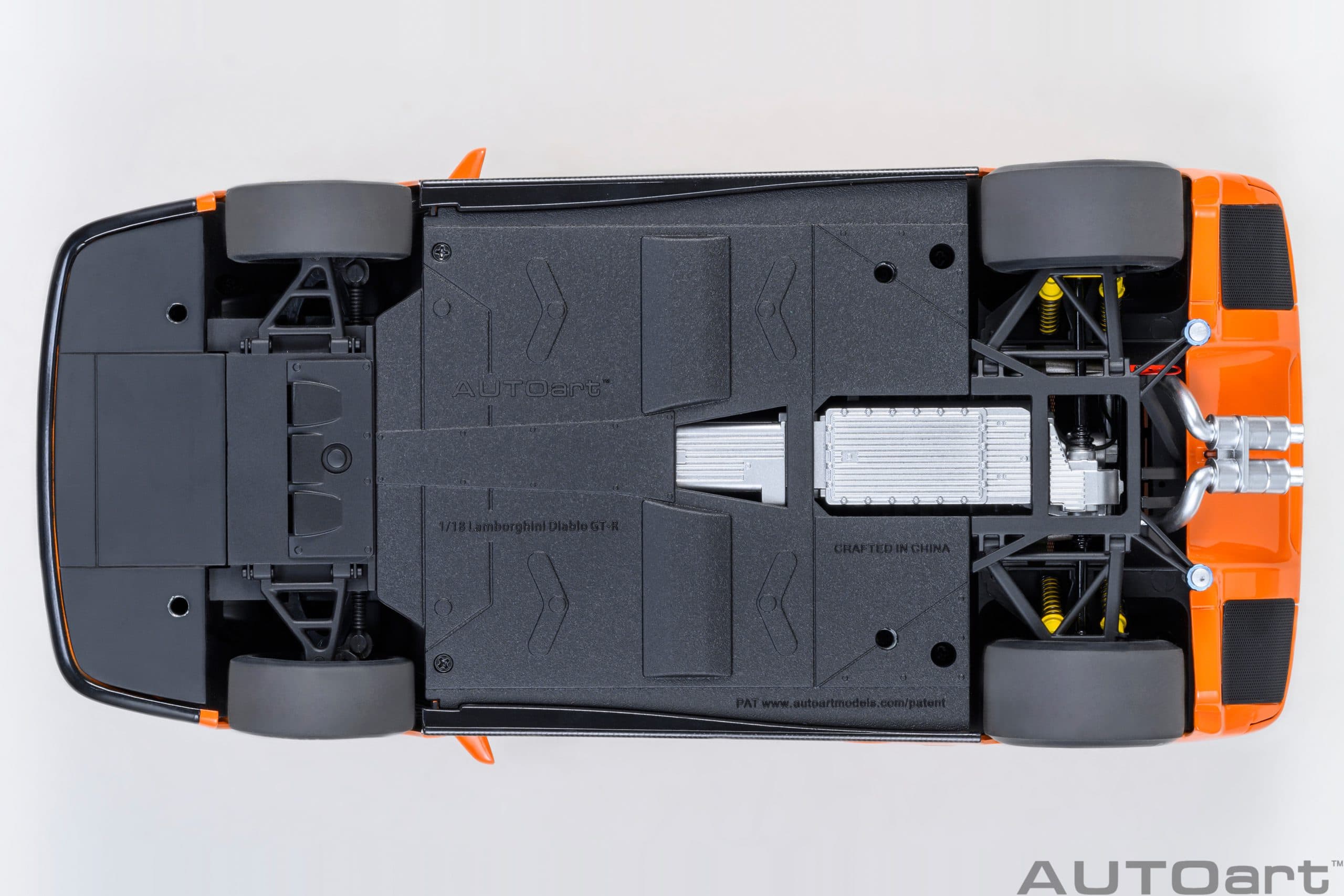 AUTOart Lamborghini Diablo GTR 1999 1:18 - Ishtar Orange - Image 8