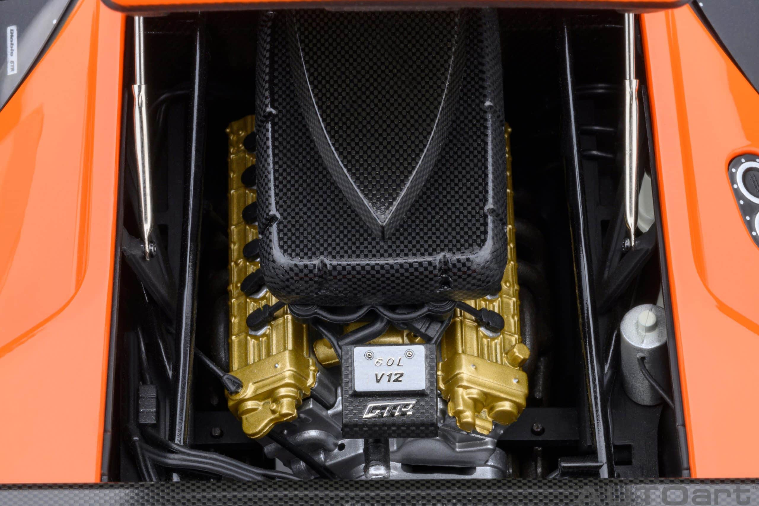 AUTOart Lamborghini Diablo GTR 1999 1:18 - Ishtar Orange - Image 12