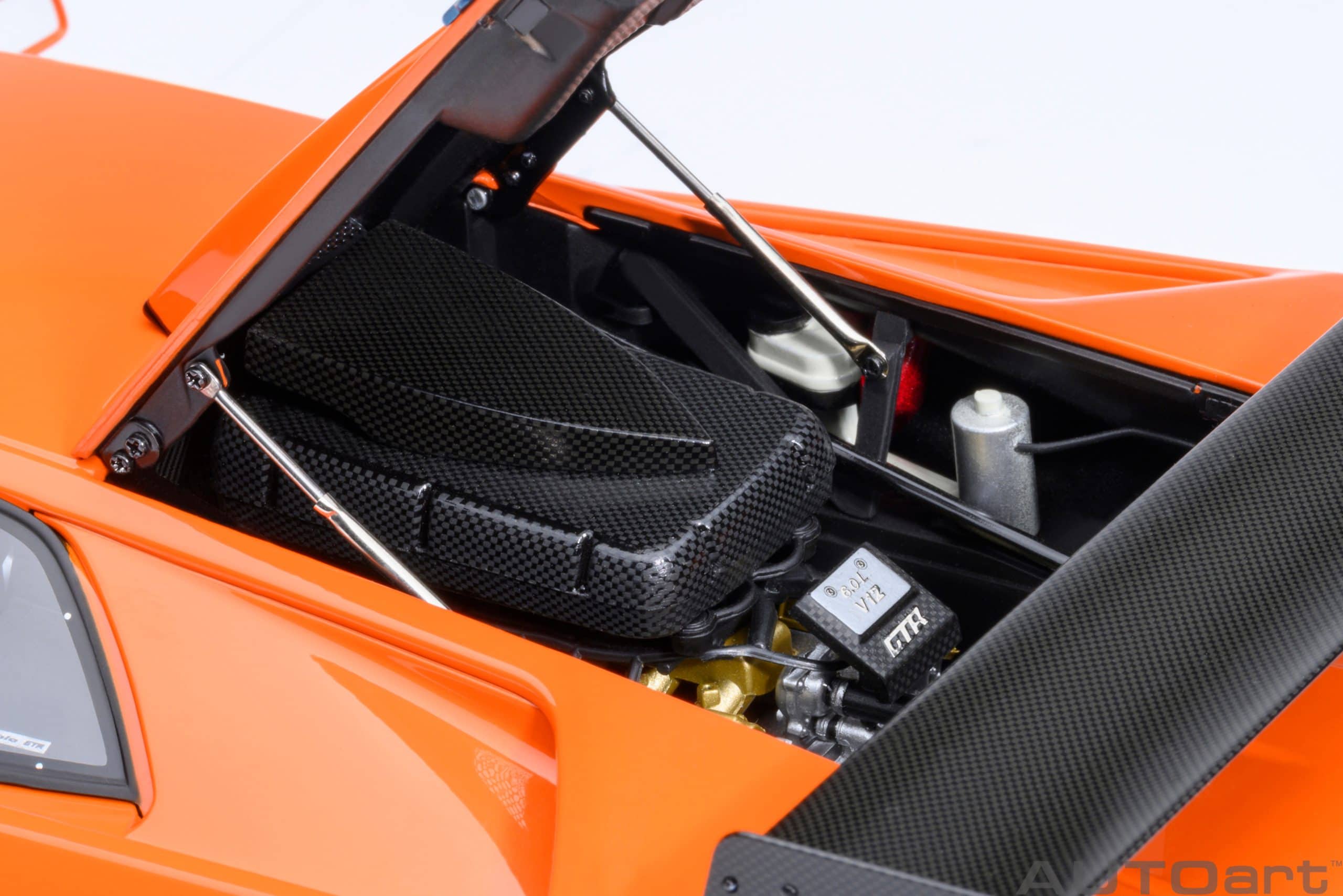 AUTOart Lamborghini Diablo GTR 1999 1:18 - Ishtar Orange - Image 13