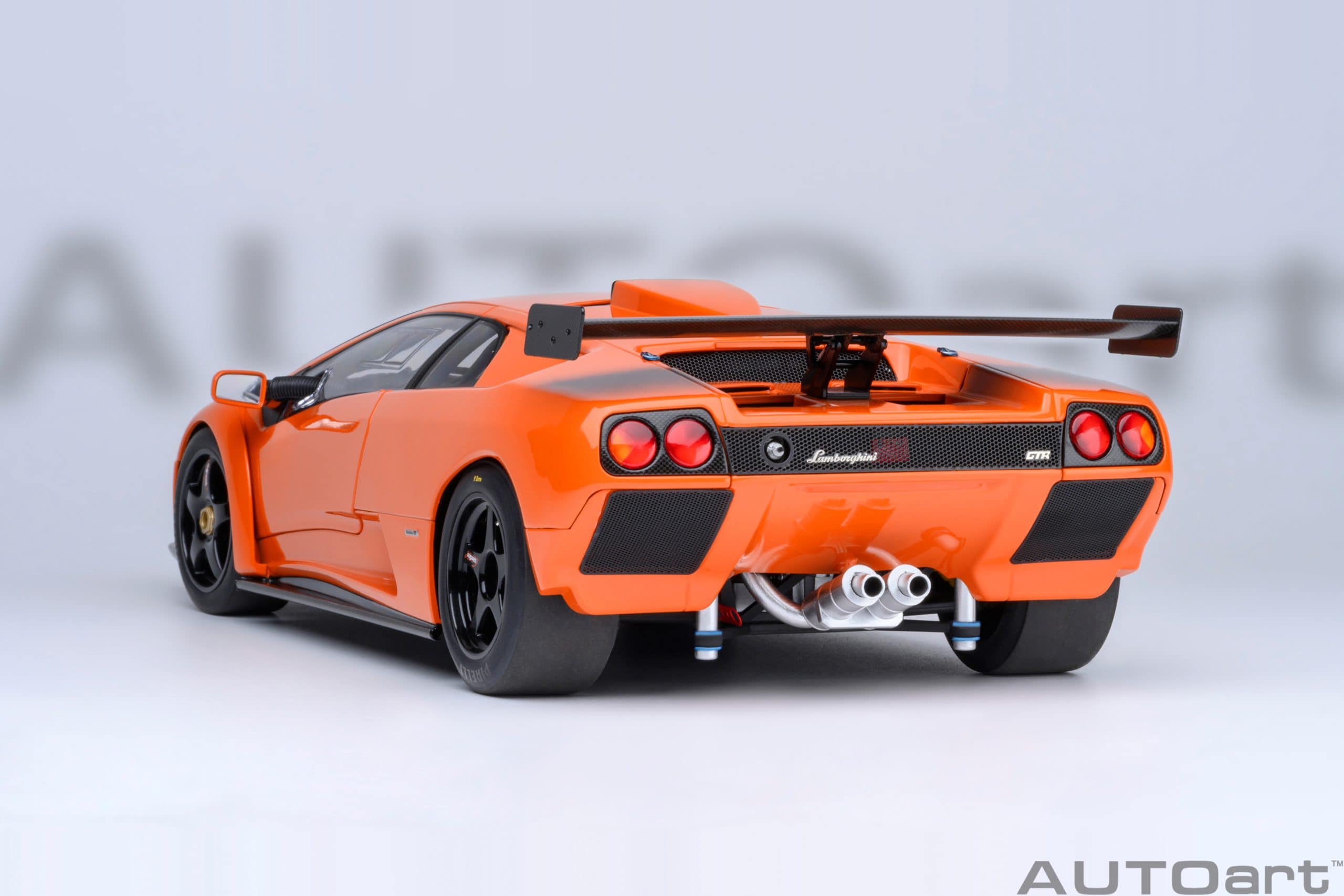 AUTOart Lamborghini Diablo GTR 1999 1:18 - Ishtar Orange - Image 20
