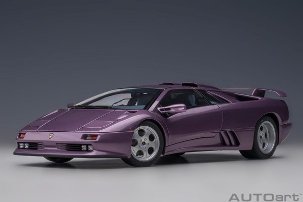 AUTOart ランボルギーニ ディアブロ SE30 Jota 1995 1:18 - SE30