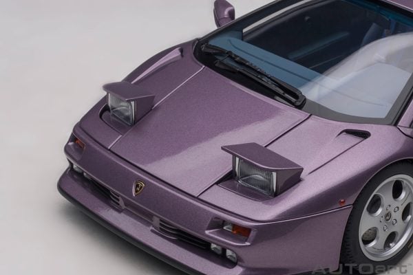 AUTOart ランボルギーニ ディアブロ SE30 Jota 1995 1:18 - SE30