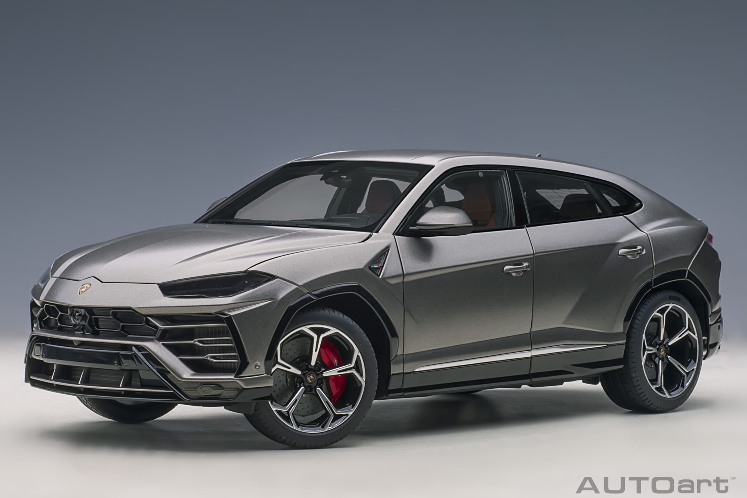 AUTOart Lamborghini Urus 2018 1:18 - Matte Grey