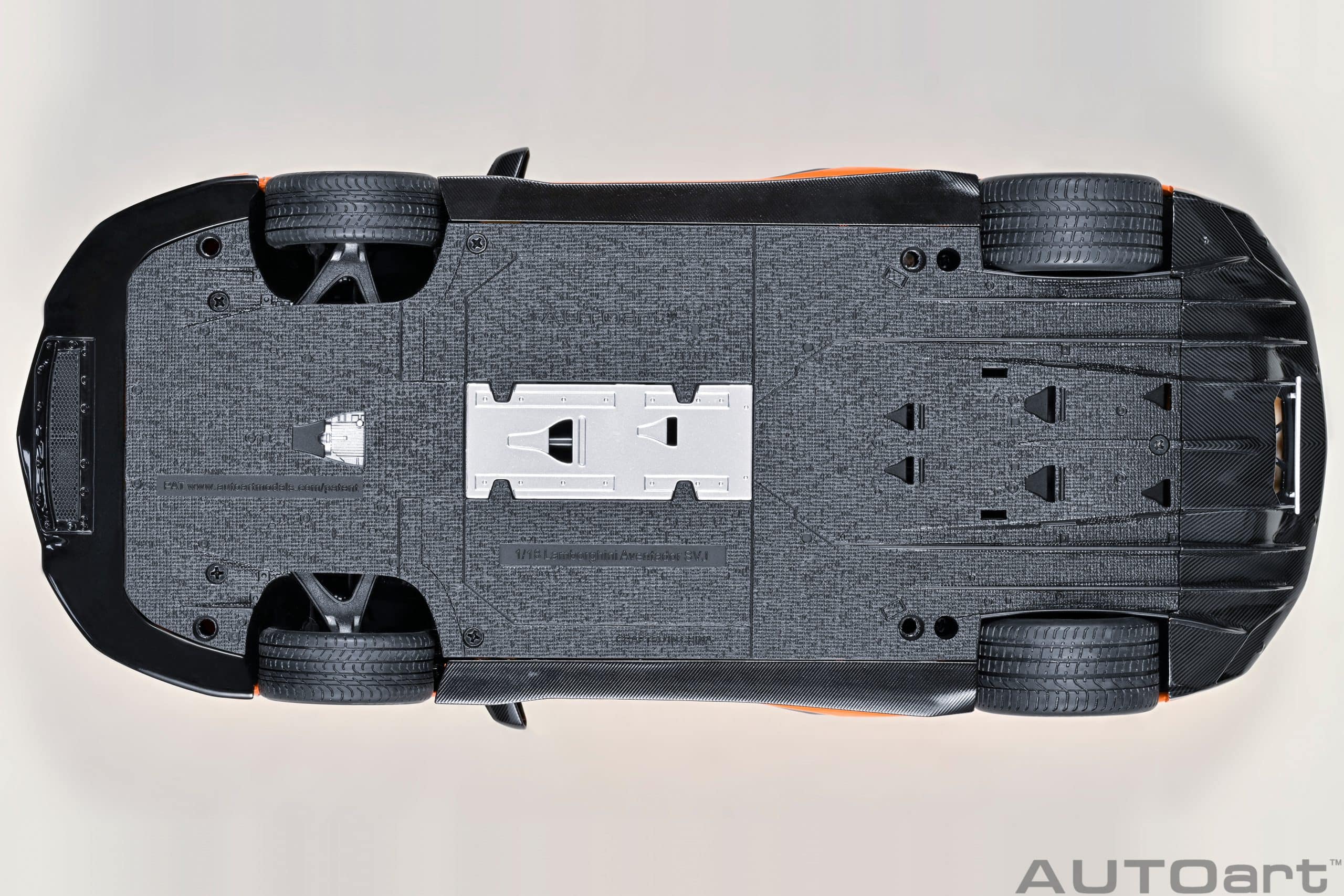 AUTOart Lamborghini Aventador SVJ 2019 1:18 - Pearl Orange - Image 8