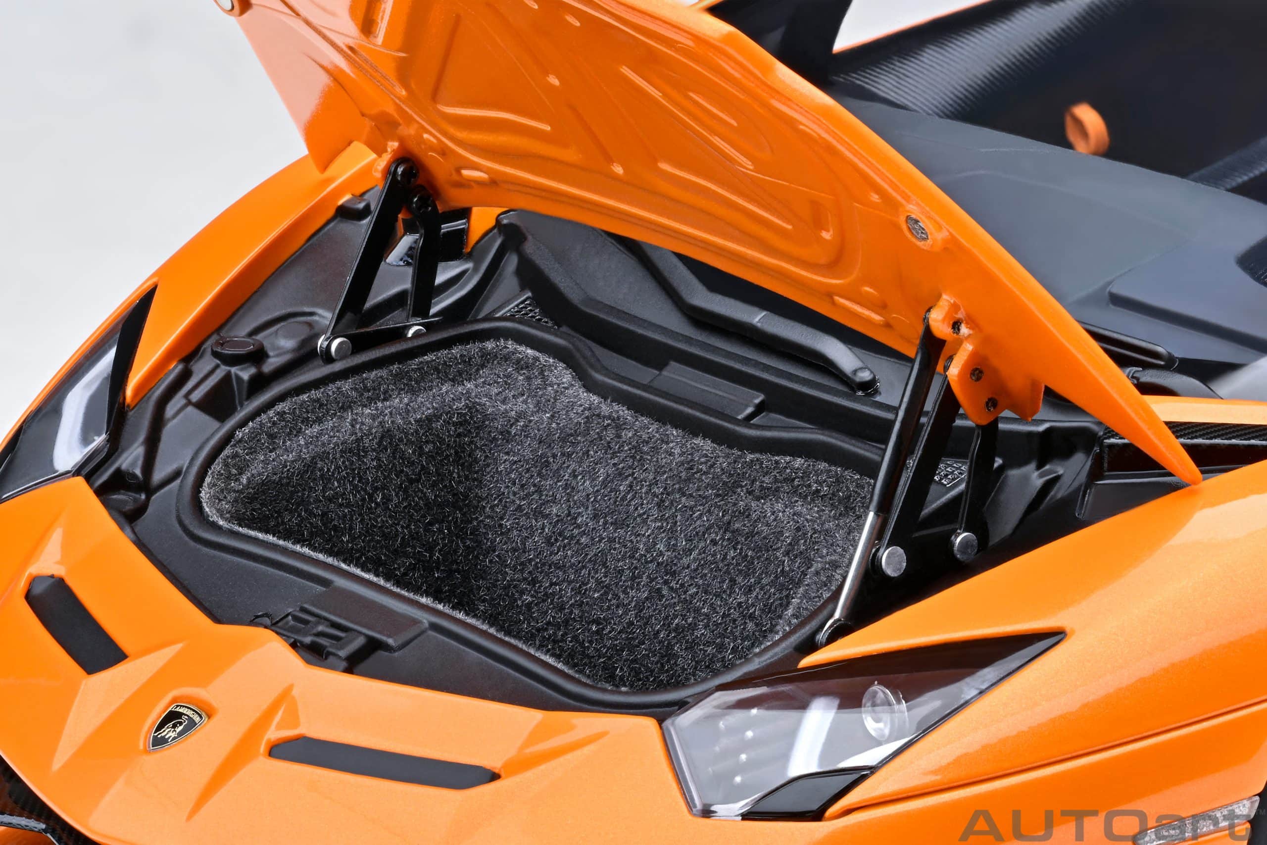 AUTOart Lamborghini Aventador SVJ 2019 1:18 - Pearl Orange - Image 11