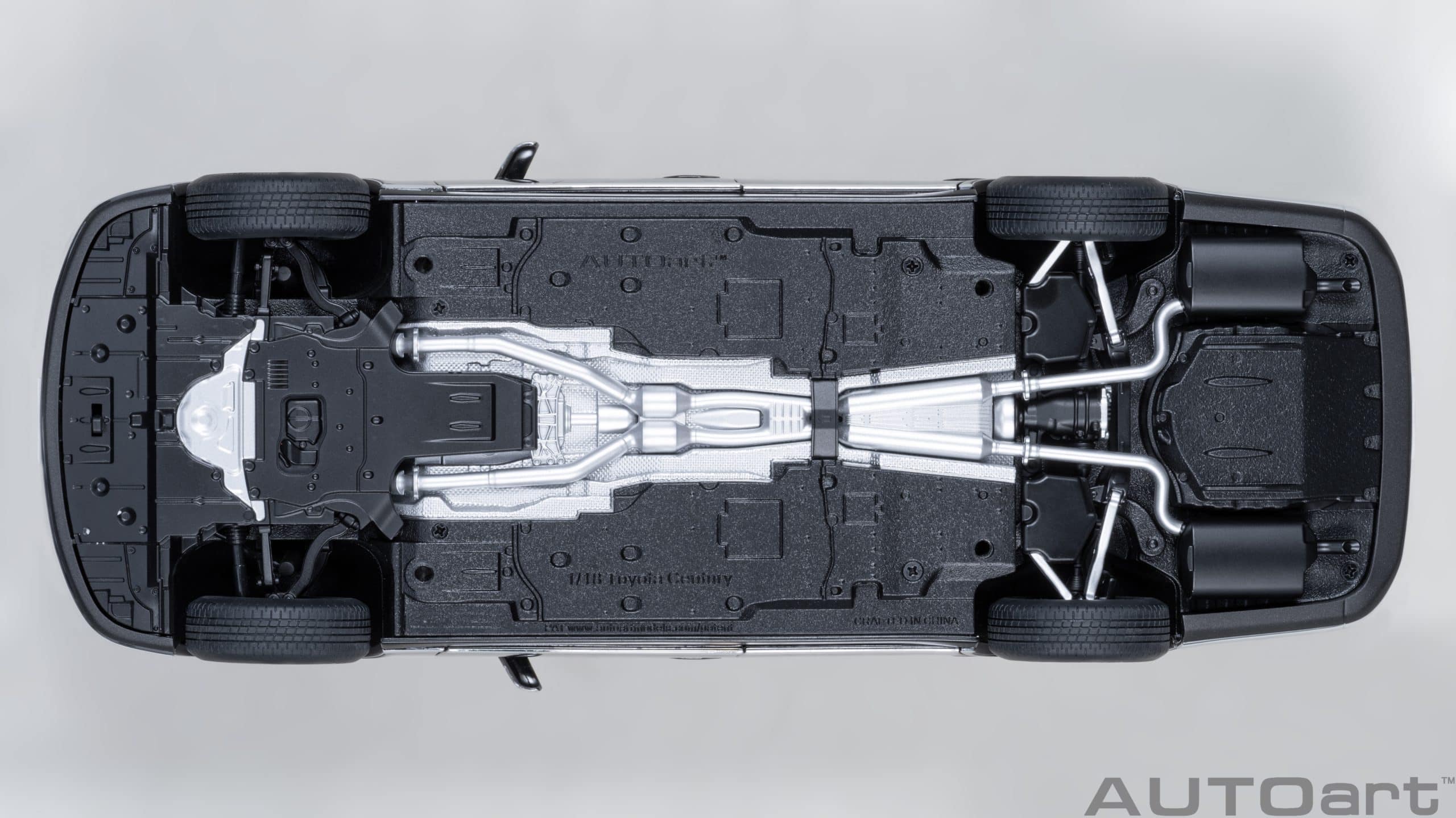 AUTOart Toyota Century Open Car 2019 1:18 - Black - Image 8