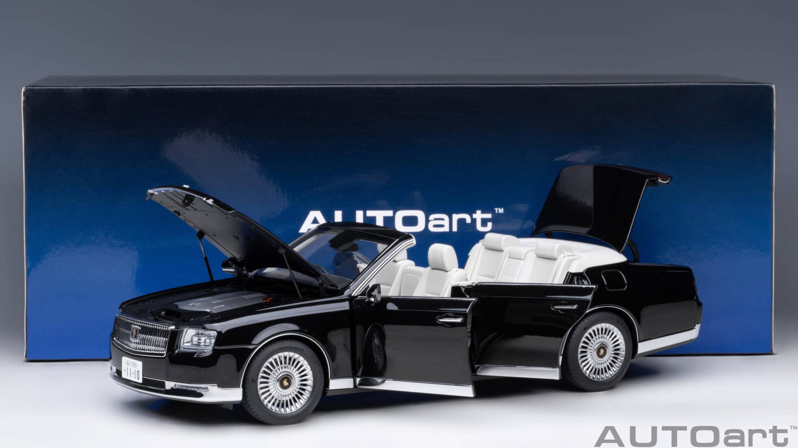 AUTOart Toyota Century Open Car 2019 1:18 - Black - Image 18