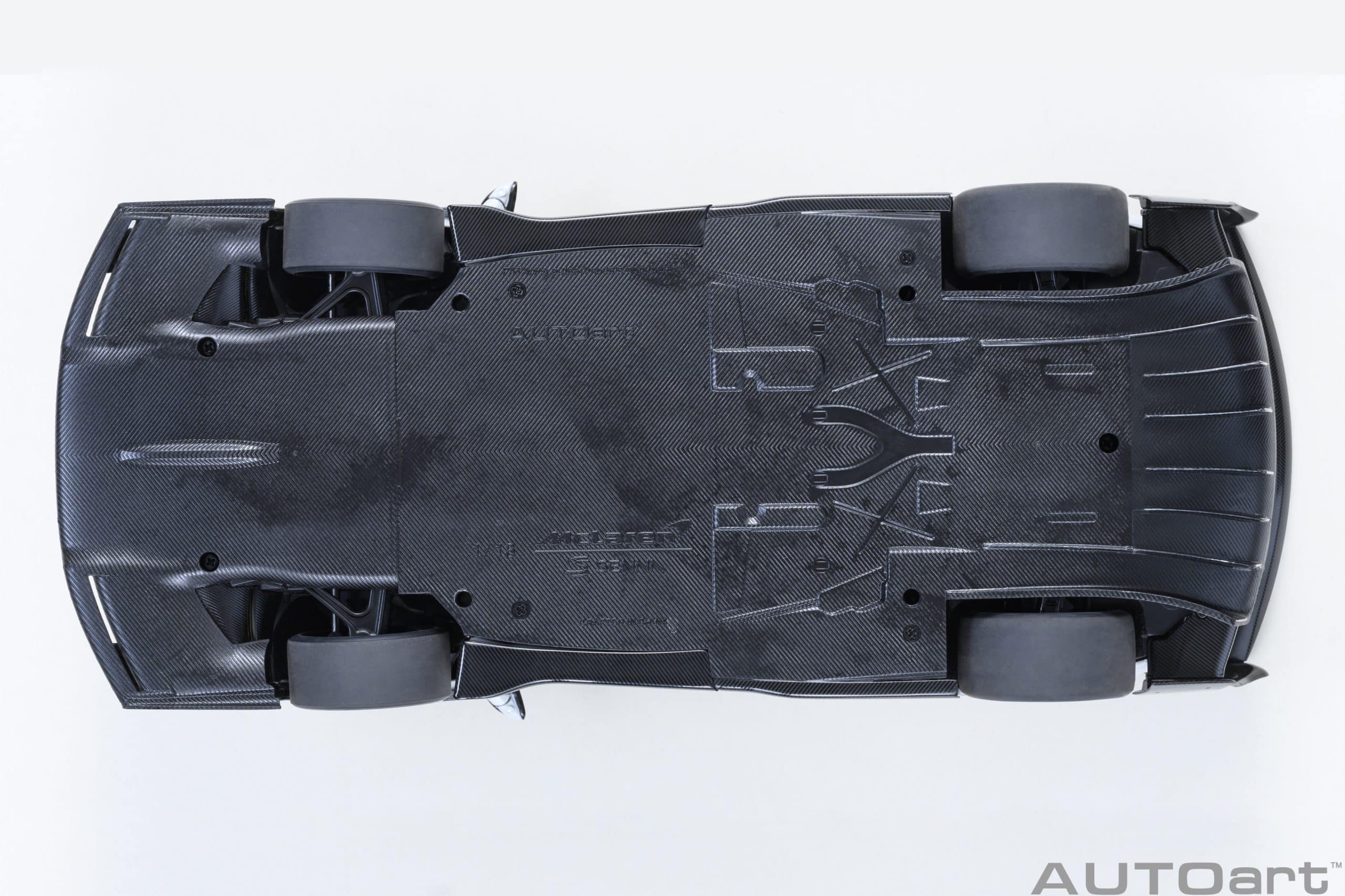 AUTOart McLaren Senna GTR 2019 1:18 - Silica White – Bild 8