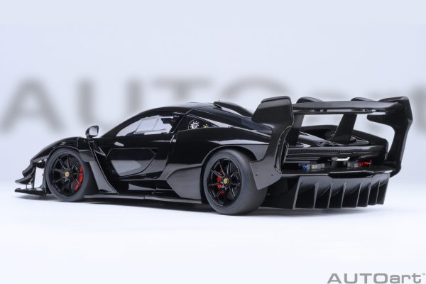 AUTOart McLaren Senna GTR 1:18 - Onyx Black - modelcars24