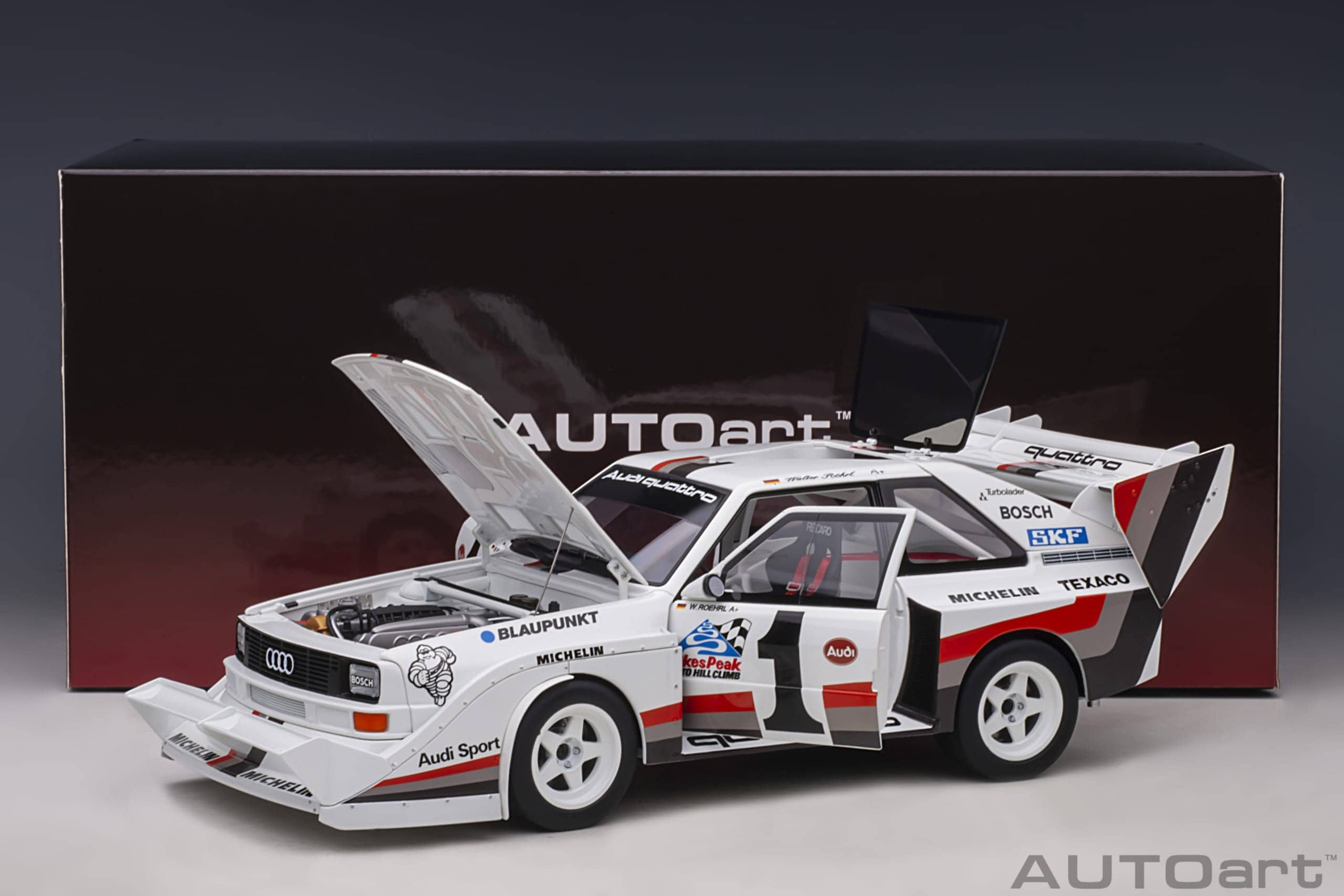 AUTOart アウディ・スポーツ クワトロ S1 パイクスピーク 1987