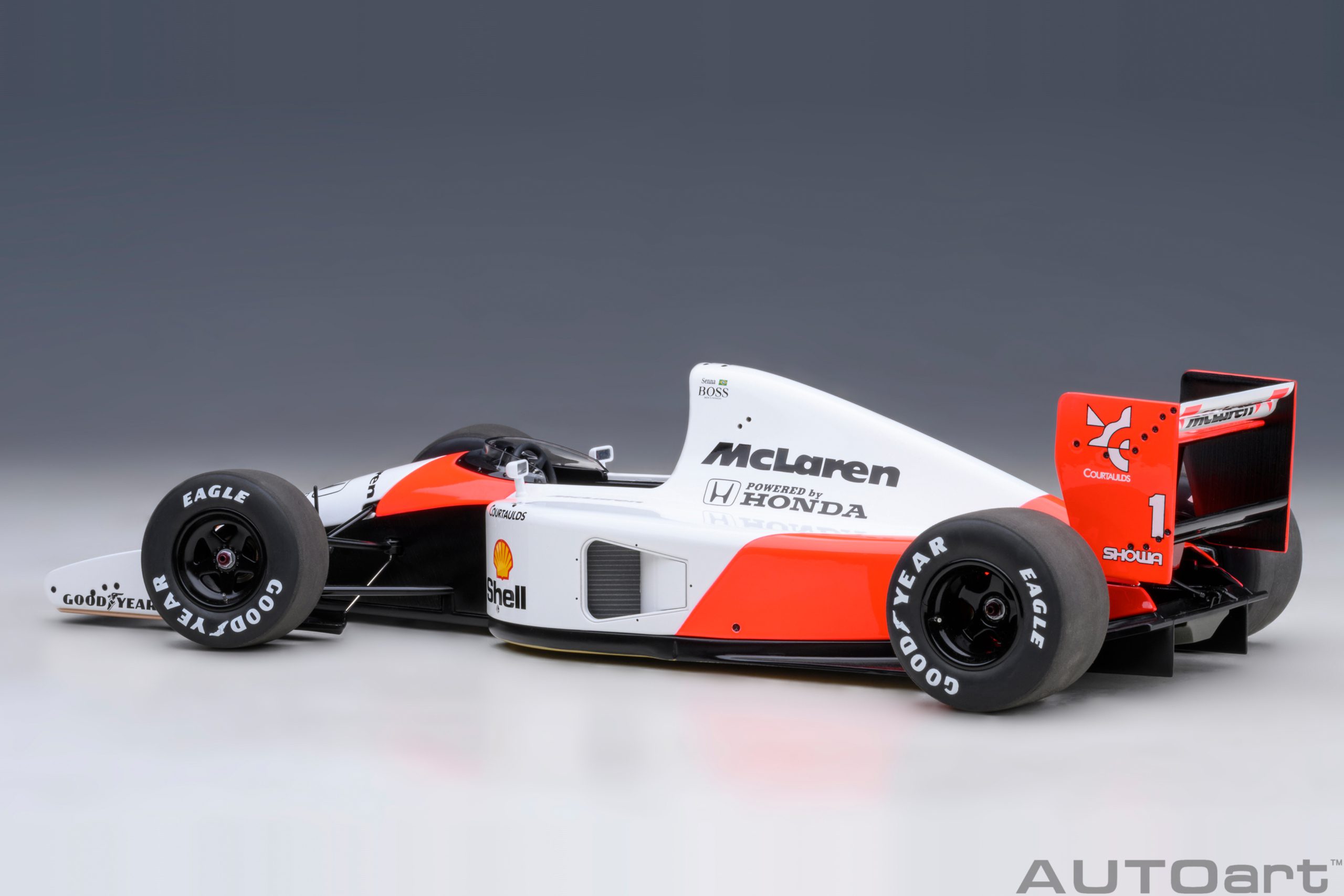 AUTOart McLaren Honda MP4/6 1991 A.Senna #1 (with McLaren Logo) 1:18 - Image 2