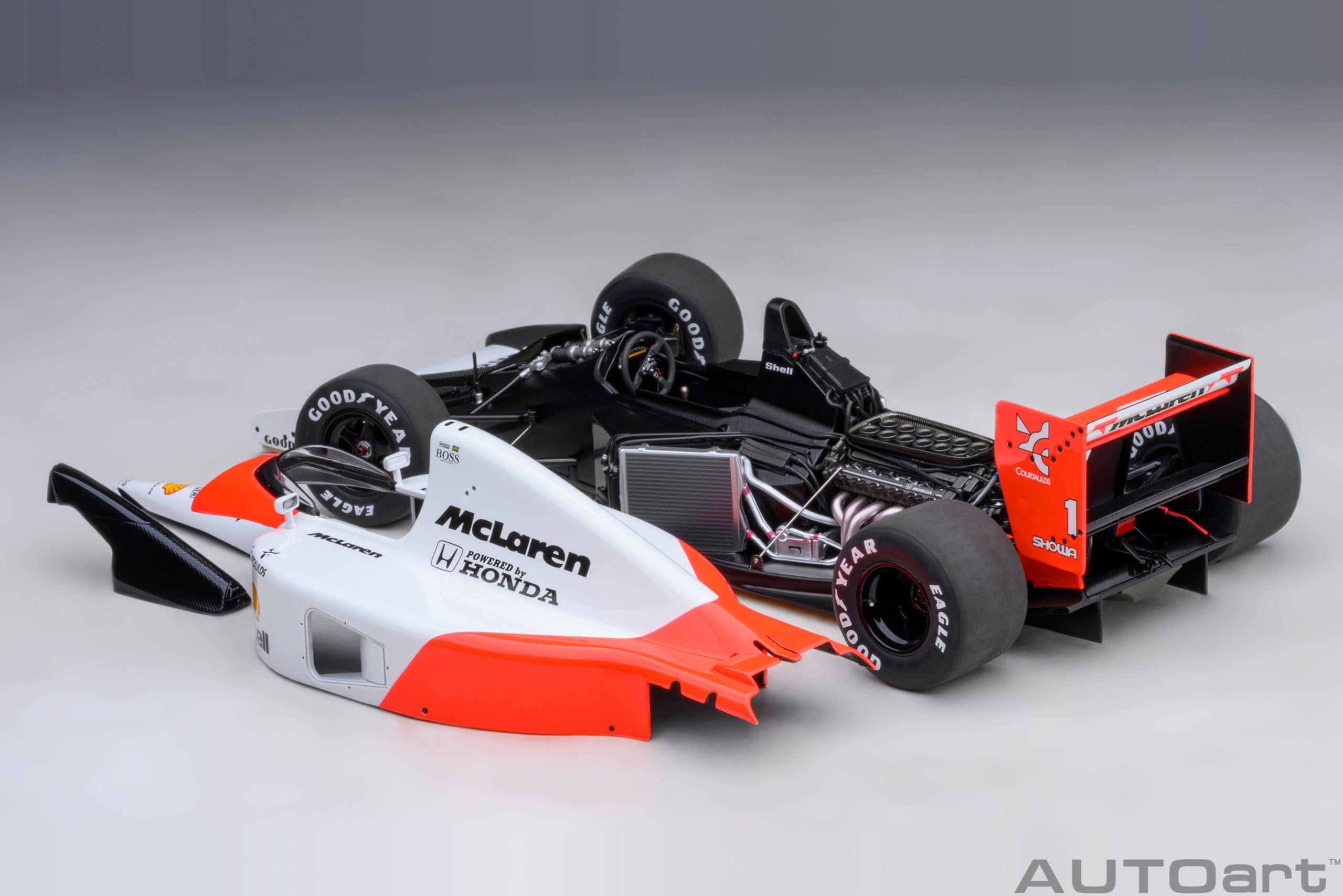 AUTOart McLaren Honda MP4/6 1991 A.Senna #1 (with McLaren Logo) 1:18 - Image 19