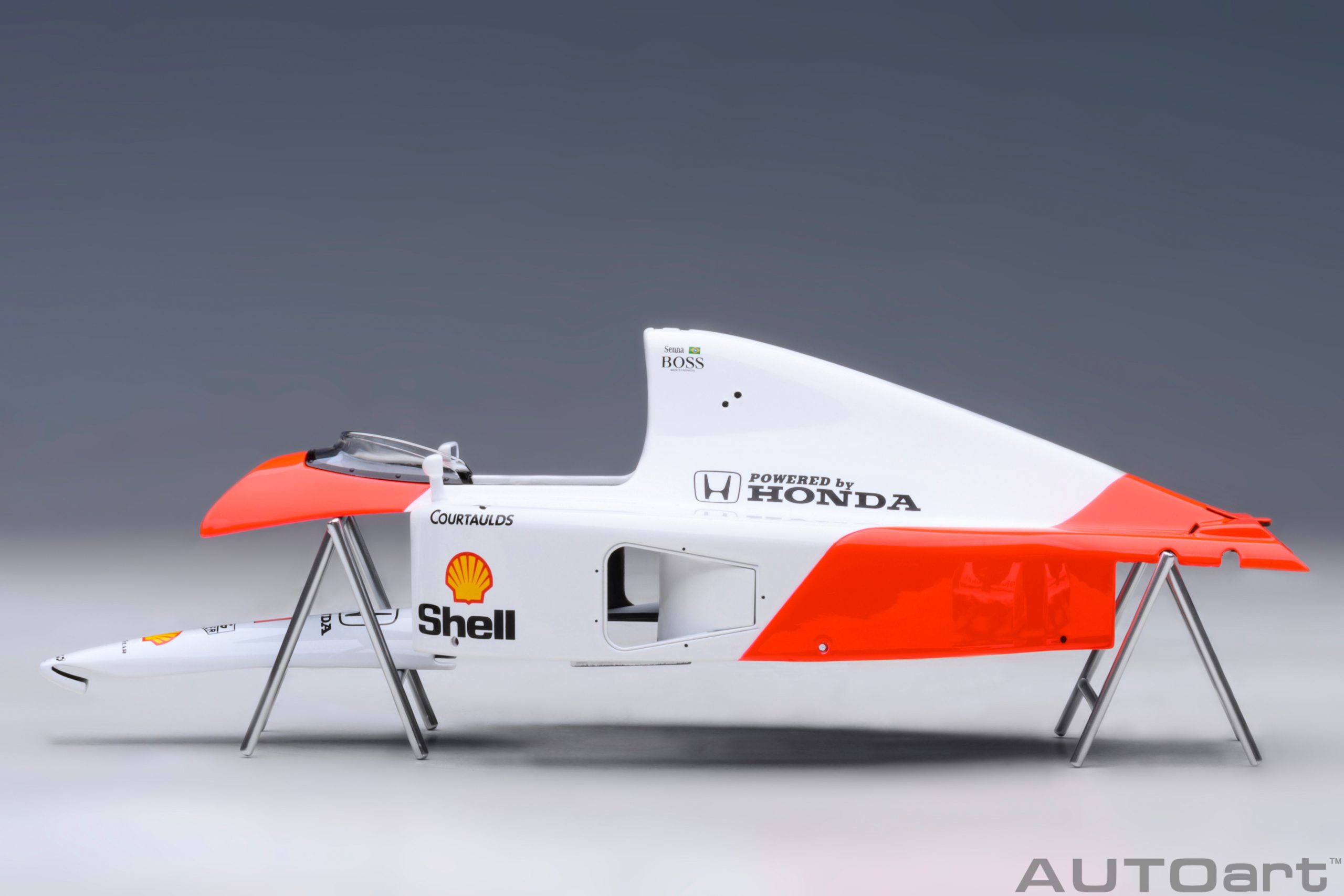 AUTOart McLaren Honda MP4/6 1991 Ayrton Senna #1 1:18 - Imagen 4