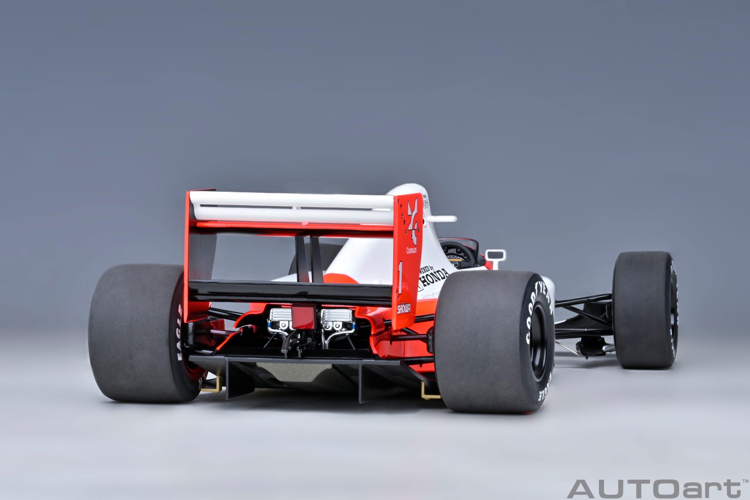 AUTOart McLaren Honda MP4/6 1991 Ayrton Senna #1 1:18 - Imagen 23
