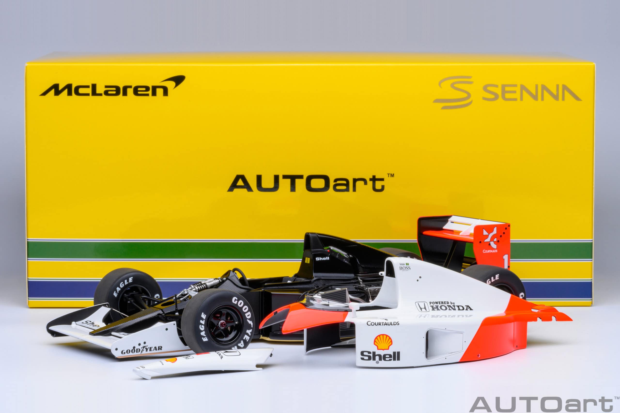 AUTOart McLaren Honda MP4/6 1991 Ayrton Senna #1 1:18 - Imagen 24