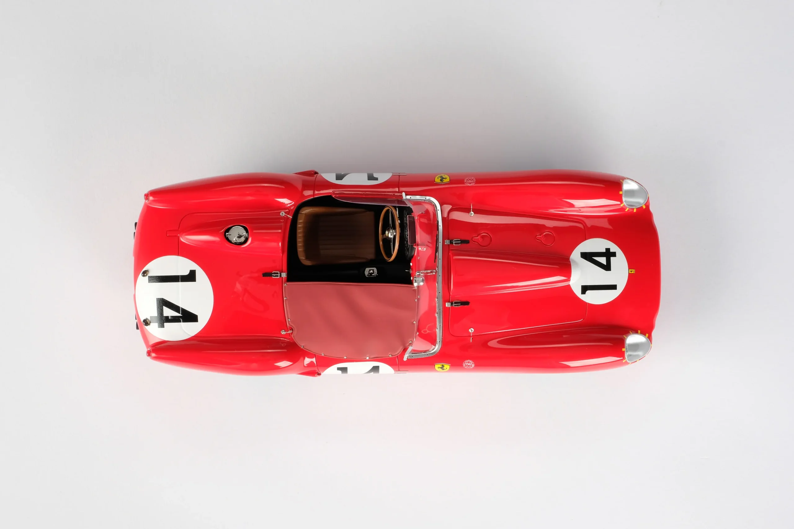Amalgam Ferrari 250 TR - Le-Mans-Sieger 1958 1/18 – Bild 19