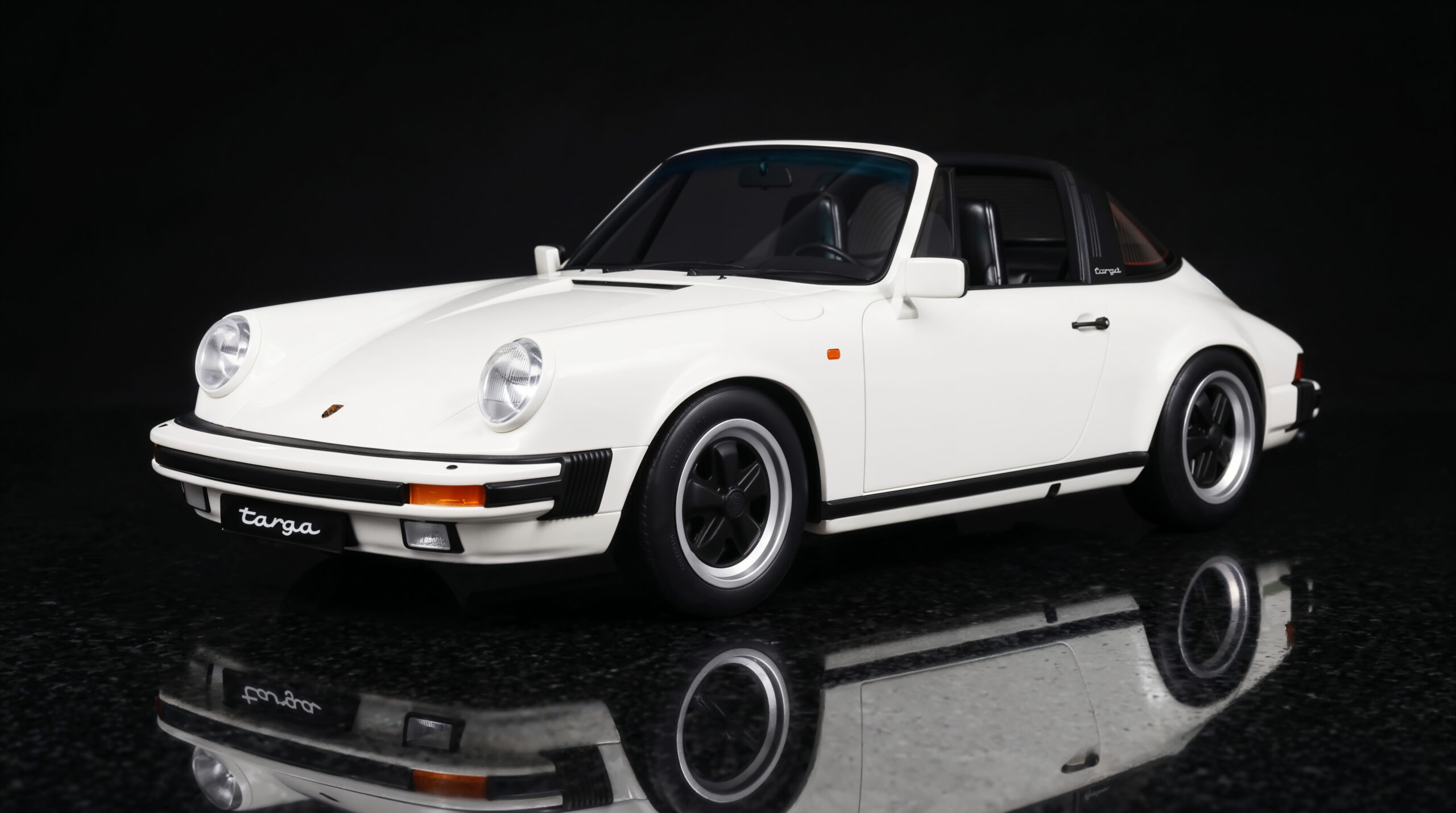 GT Spirit Porsche - 911 3.2 Targa 1984 - 1/8