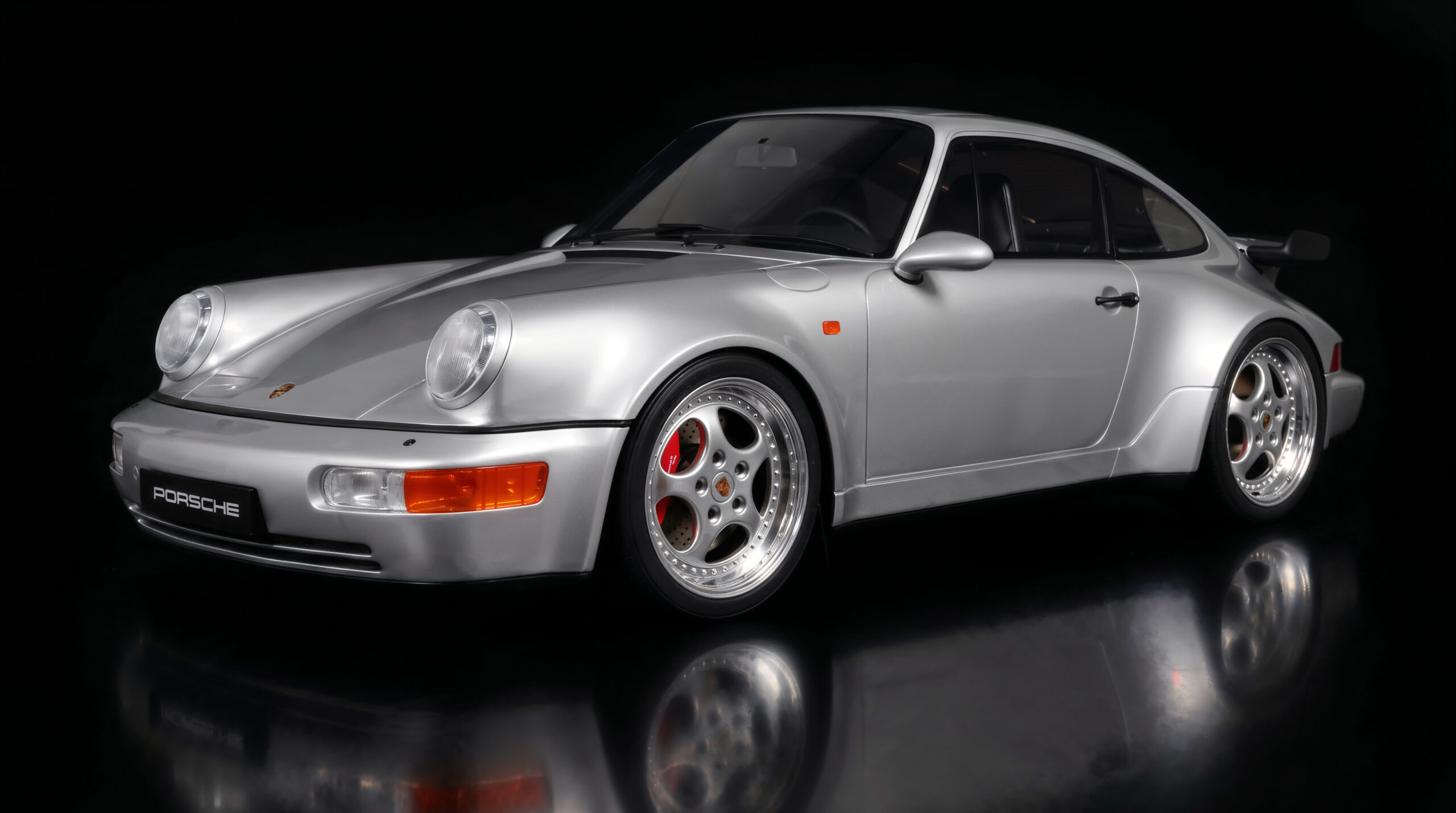 GT Spirit Porsche 911 964 Turbo S argent 1994 - 1/8
