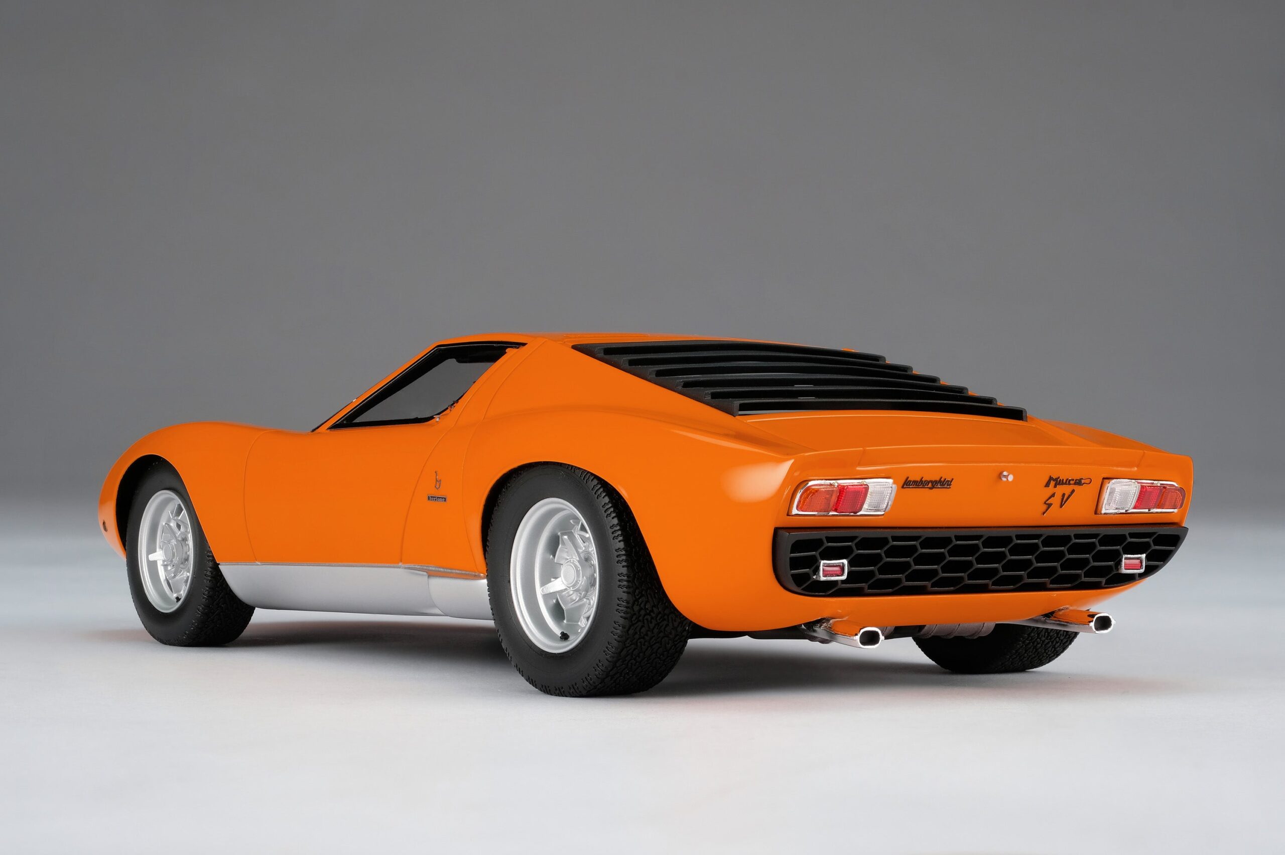 Amalgam Lamborghini Miura P400 SV | 1:18 - 画像28