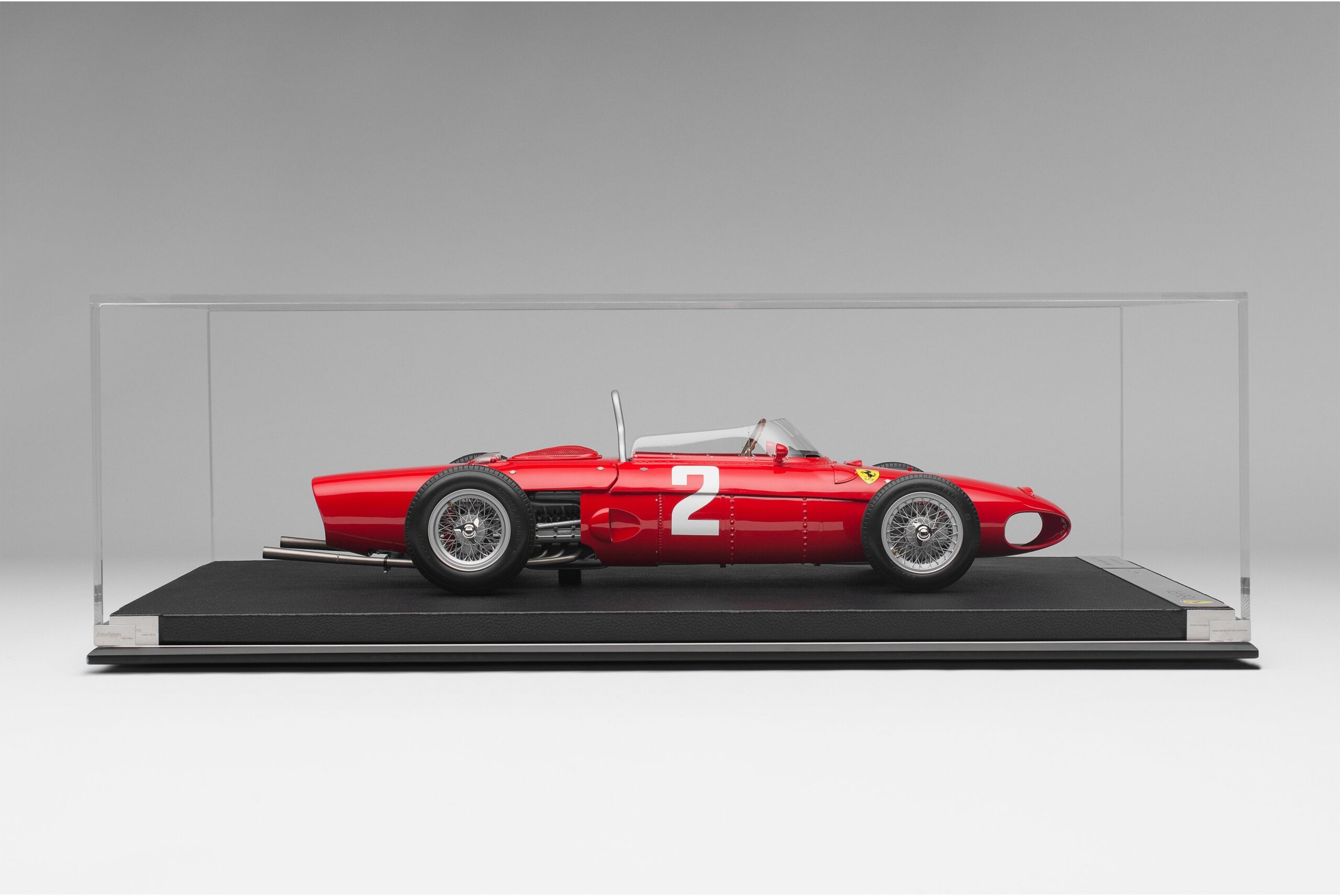 Amalgam Ferrari 156 F1 "Sharknose" 1961 Formula 1 Season Phil Hill - Rot | 1:8 - 画像18