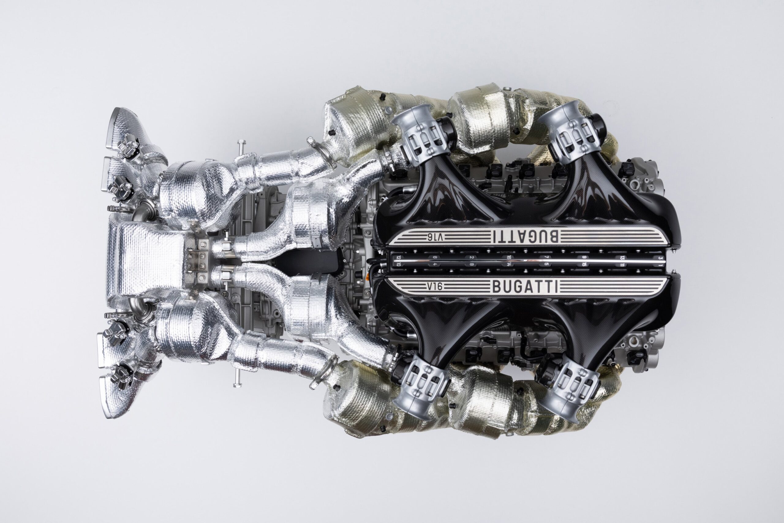 Amalgam Bugatti Tourbillon V16 Engine and Gearbox (2026) | 1:4 - Image 22
