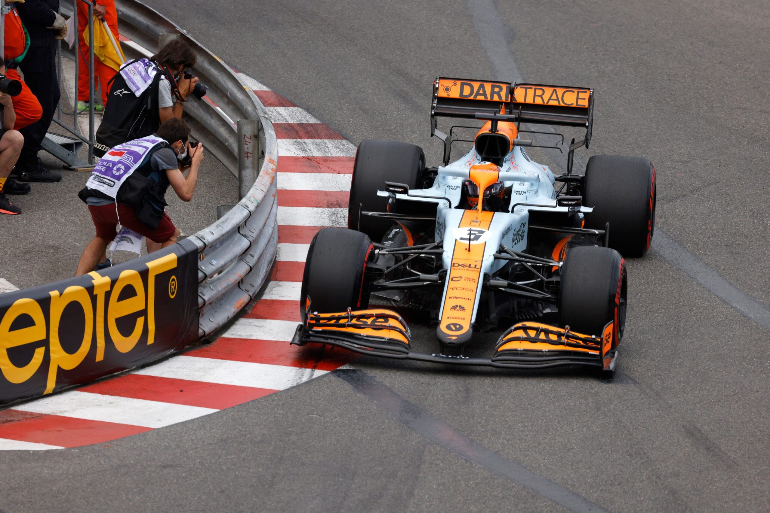 Amalgam McLaren MCL35M 2021 Monaco Grand Prix - Blau | 1:8 - Image 22