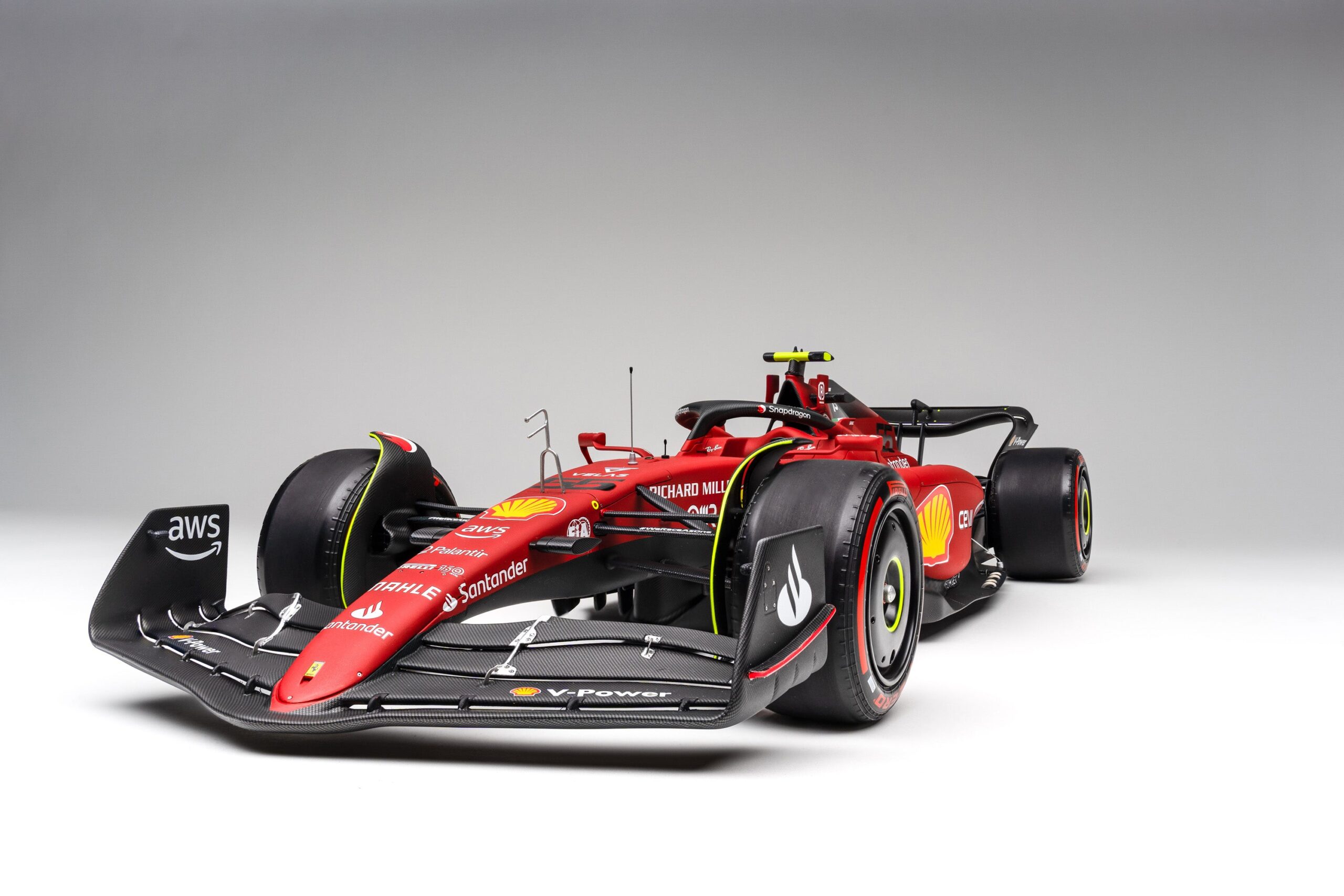 Amalgam Ferrari F1-75 2022 Bahrain Grand Prix - Dunkelrot | 1:8 - 画像9