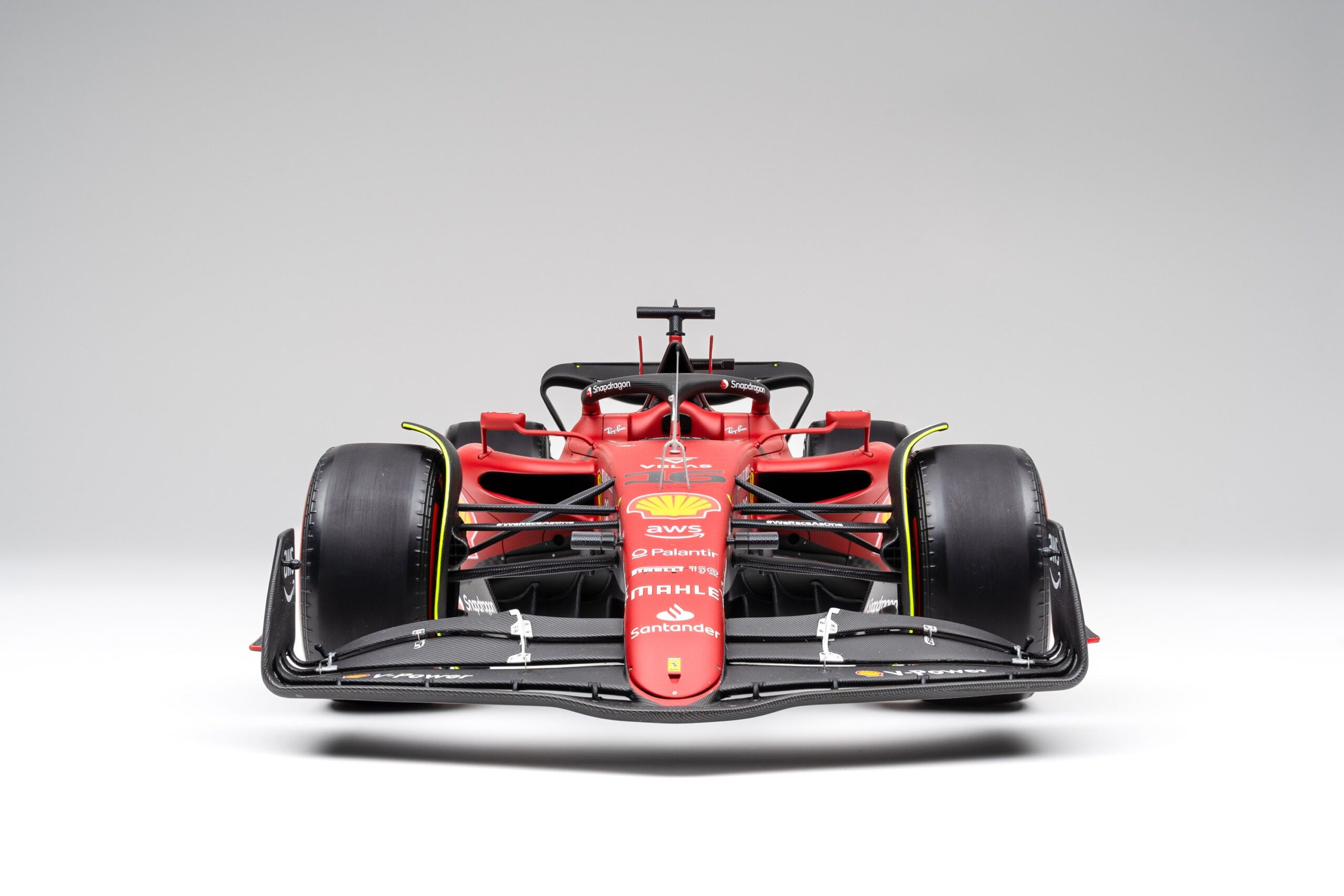 Amalgam Ferrari F1-75 2022 Bahrain Grand Prix - Dunkelrot | 1:8 - 画像20