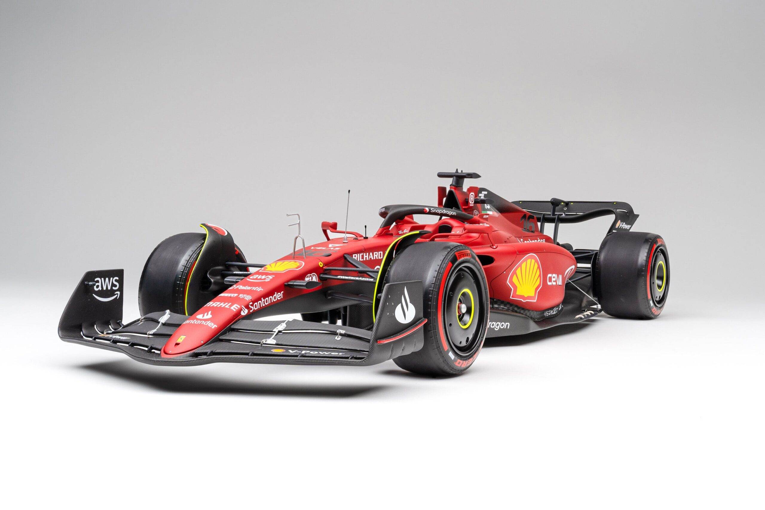 Amalgam Ferrari F1-75 2022 Bahrain Grand Prix - Dunkelrot | 1:8 - 画像23