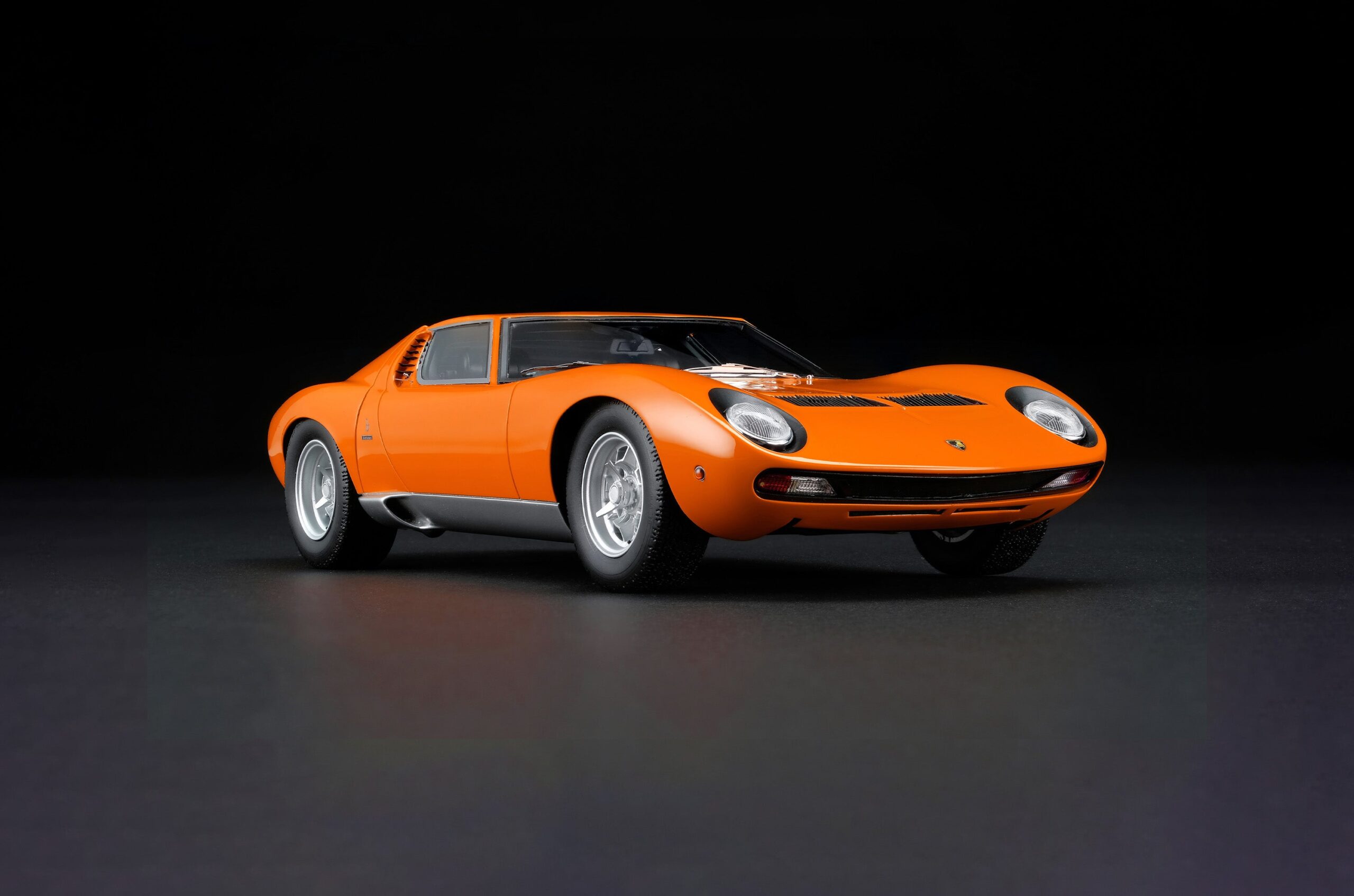 Amalgam Lamborghini Miura P400 SV | 1:18 - 画像19