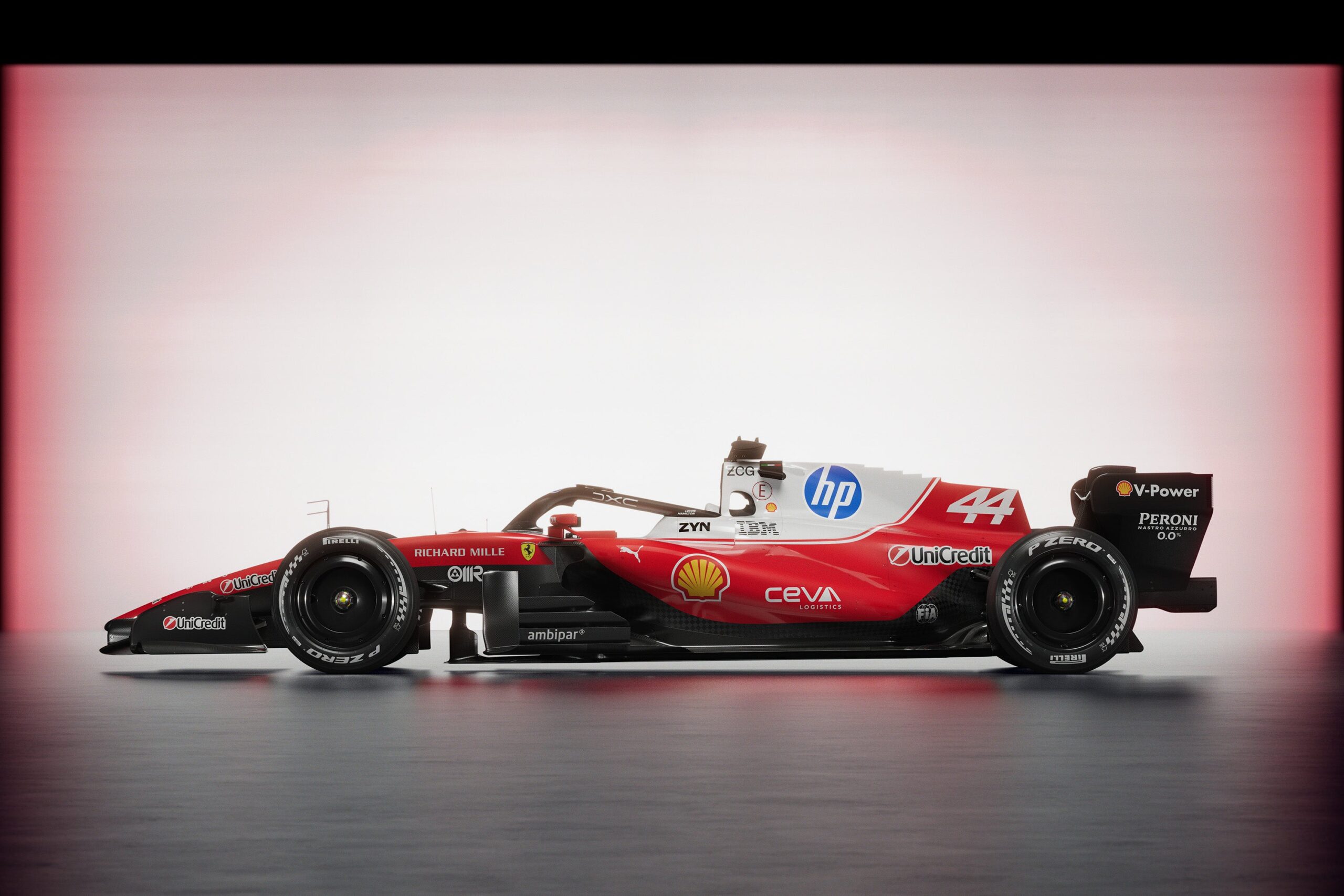 Amalgam Ferrari SF-26 2026 Chinese Grand Prix - Lewis Hamilton - Rot | 1:8 - Image 3