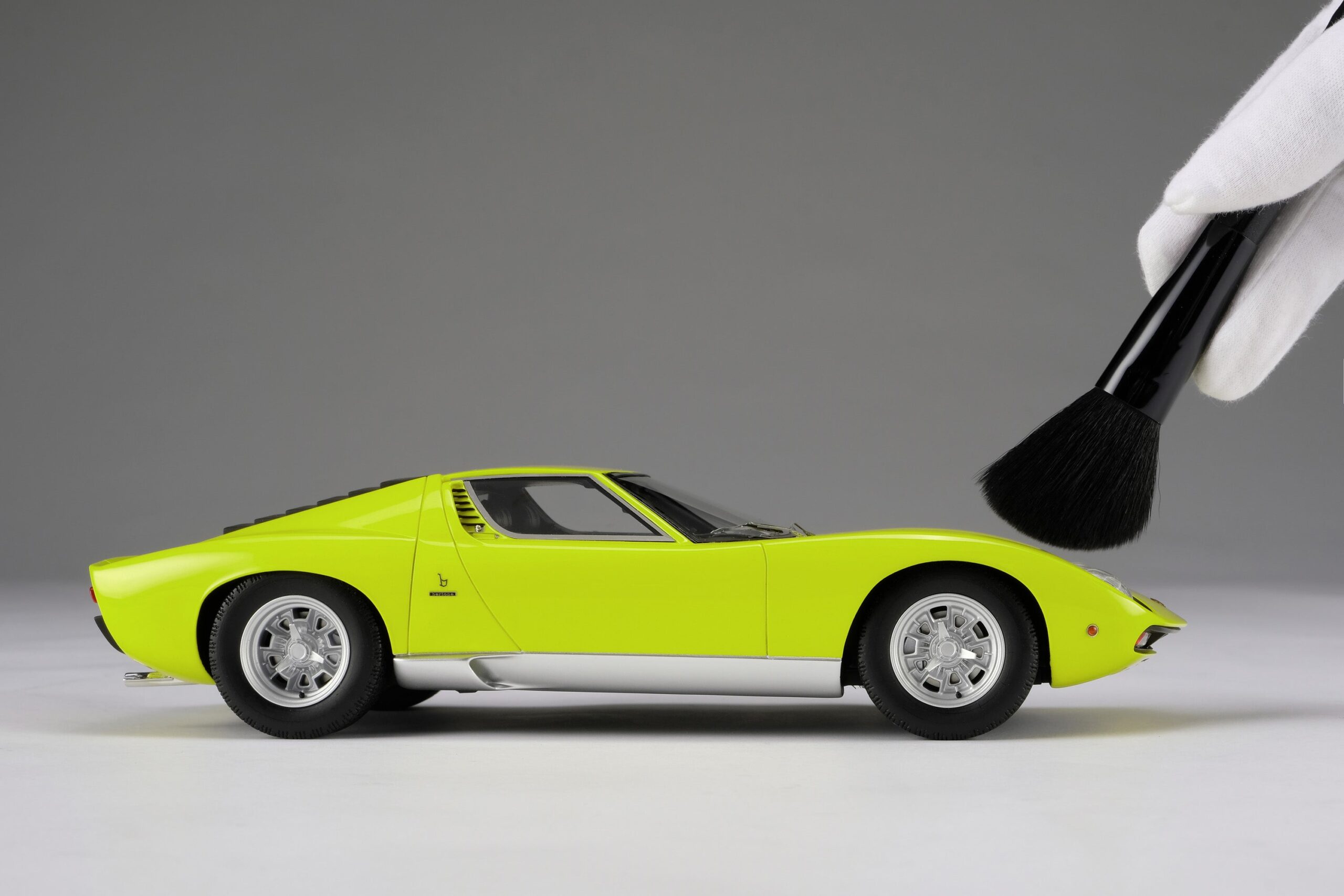 Amalgam Lamborghini Miura P400 SV | 1:18 - 画像35