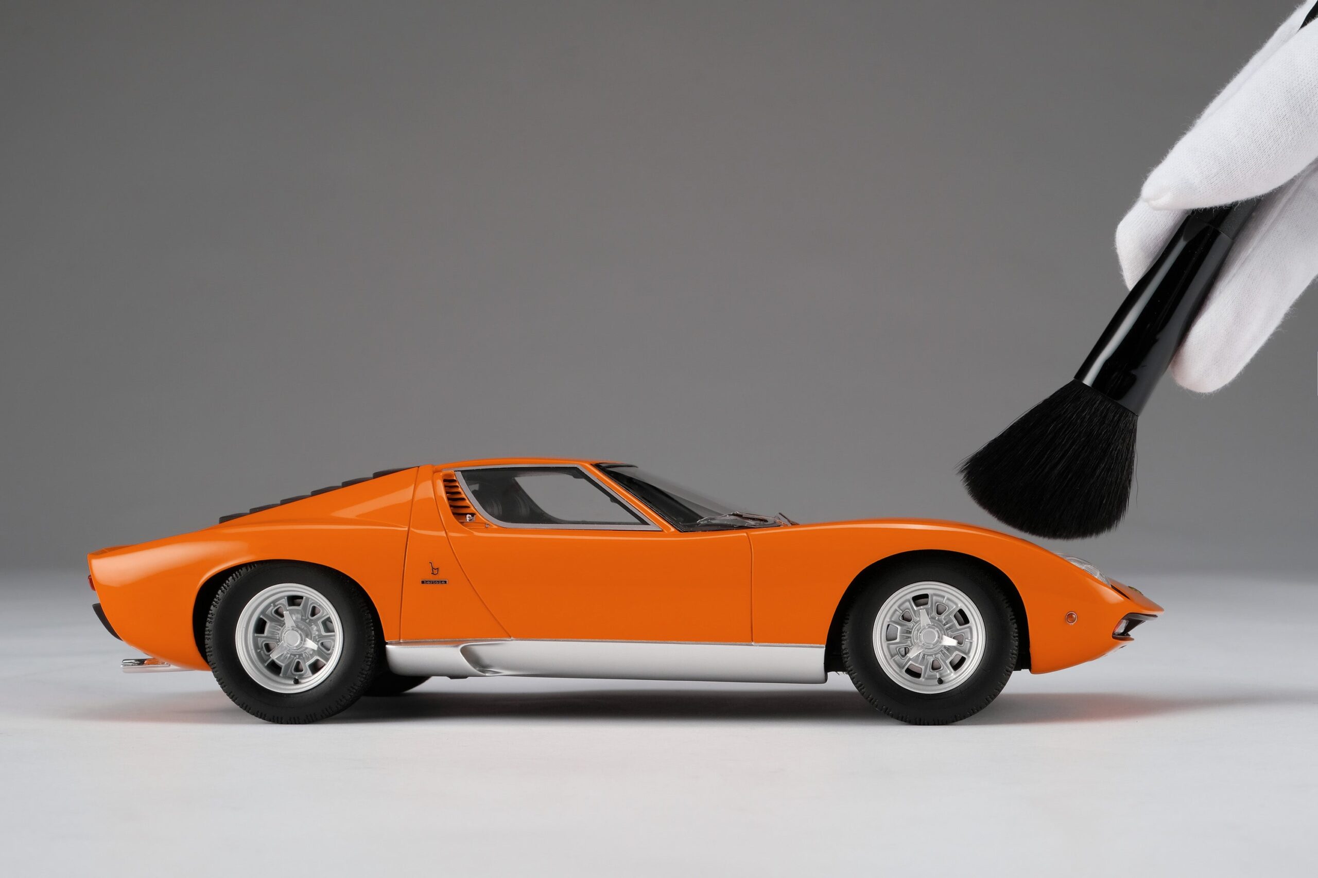 Amalgam Lamborghini Miura P400 SV | 1:18 - 画像20