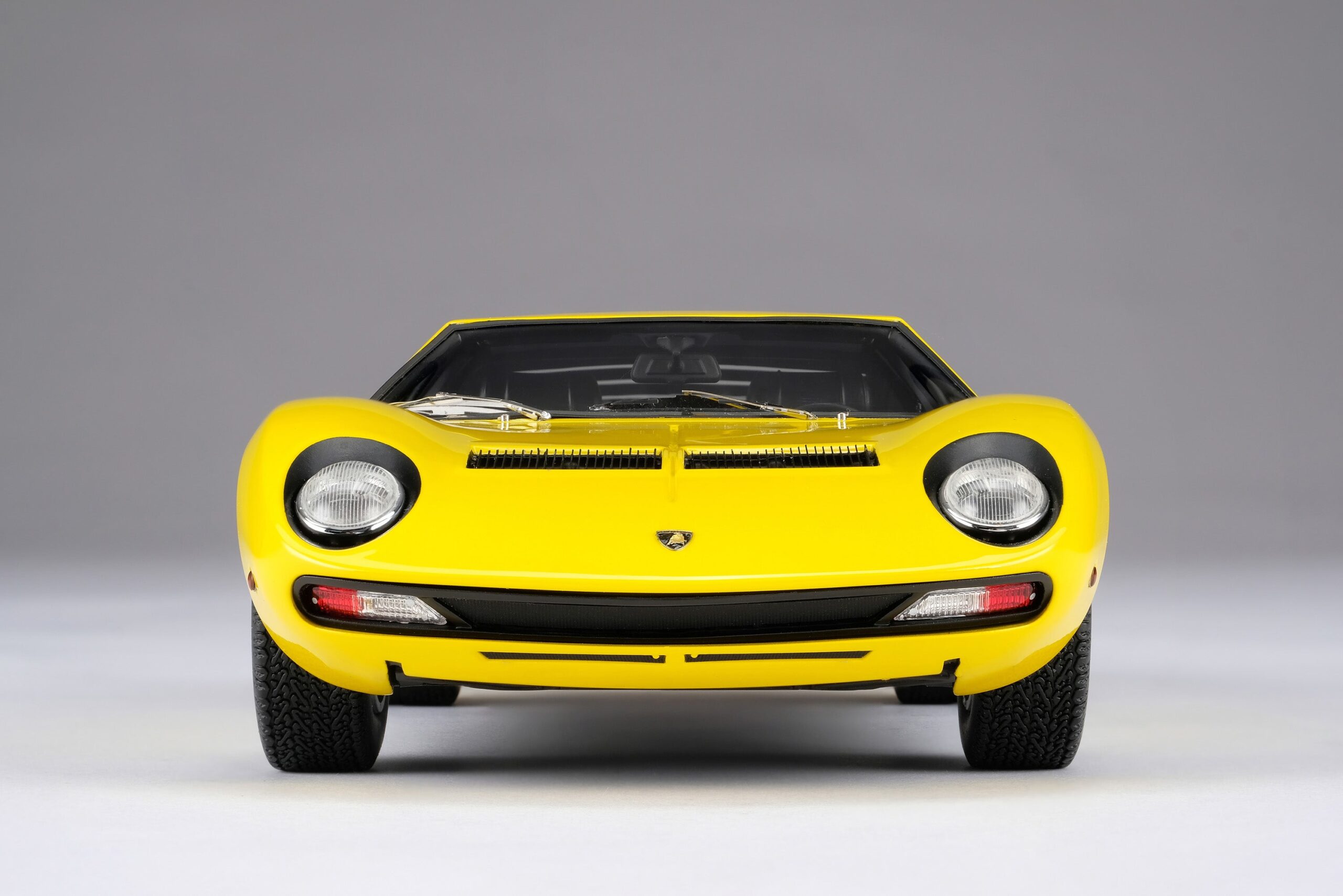 Amalgam Lamborghini Miura P400 SV | 1:18 - 画像6