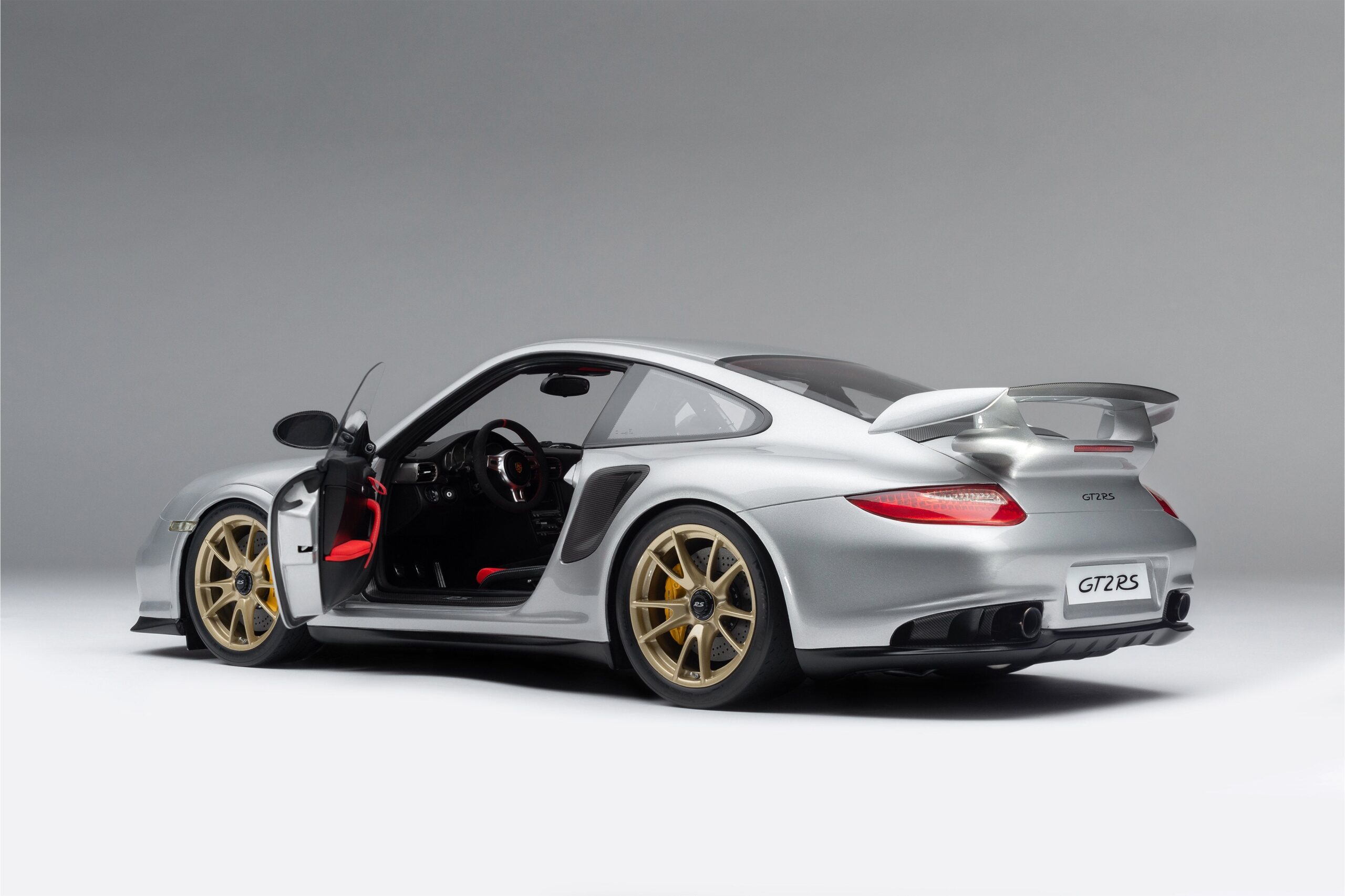 Amalgam Porsche 911 GT2 RS (2010) - Gelb | 1:8 – Bild 8