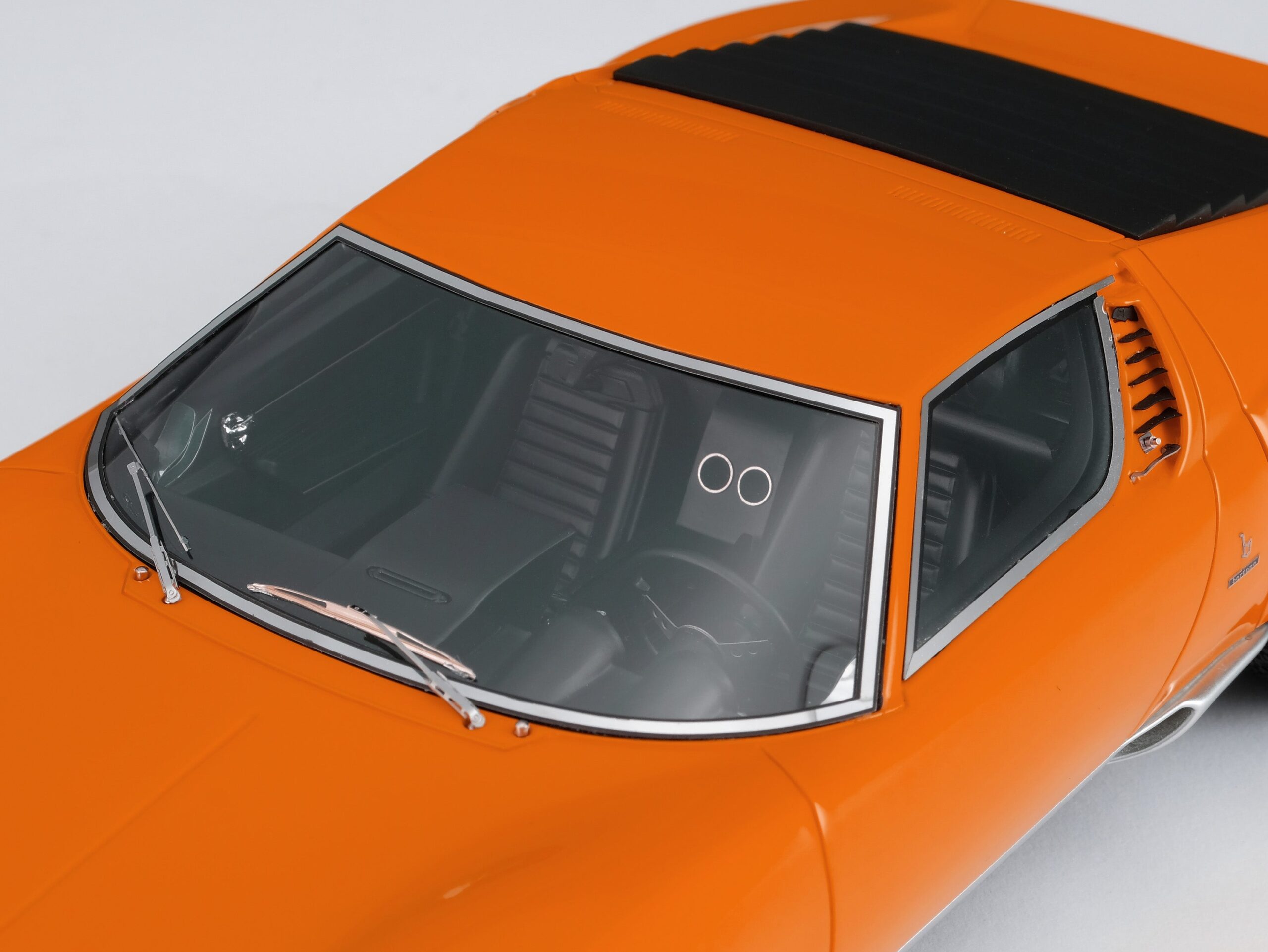 Amalgam Lamborghini Miura P400 SV | 1:18 - 画像23