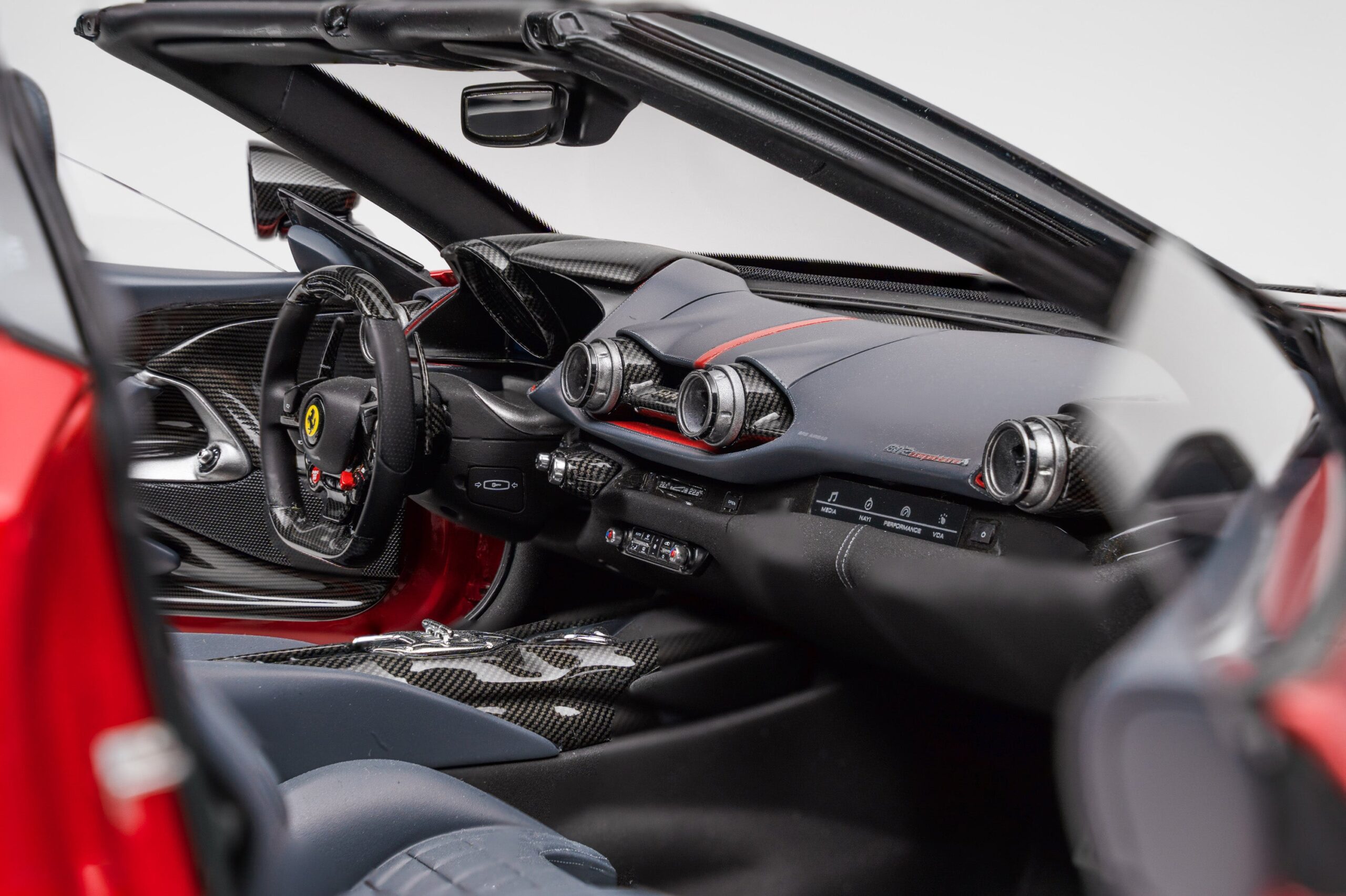 Amalgam Ferrari 812 Competizione A (2021) - Rot | 1:8 - 画像8