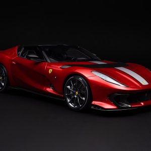 アマルガム フェラーリ 812 コンペティツィオーネ A (2021) - レッド | 1:8