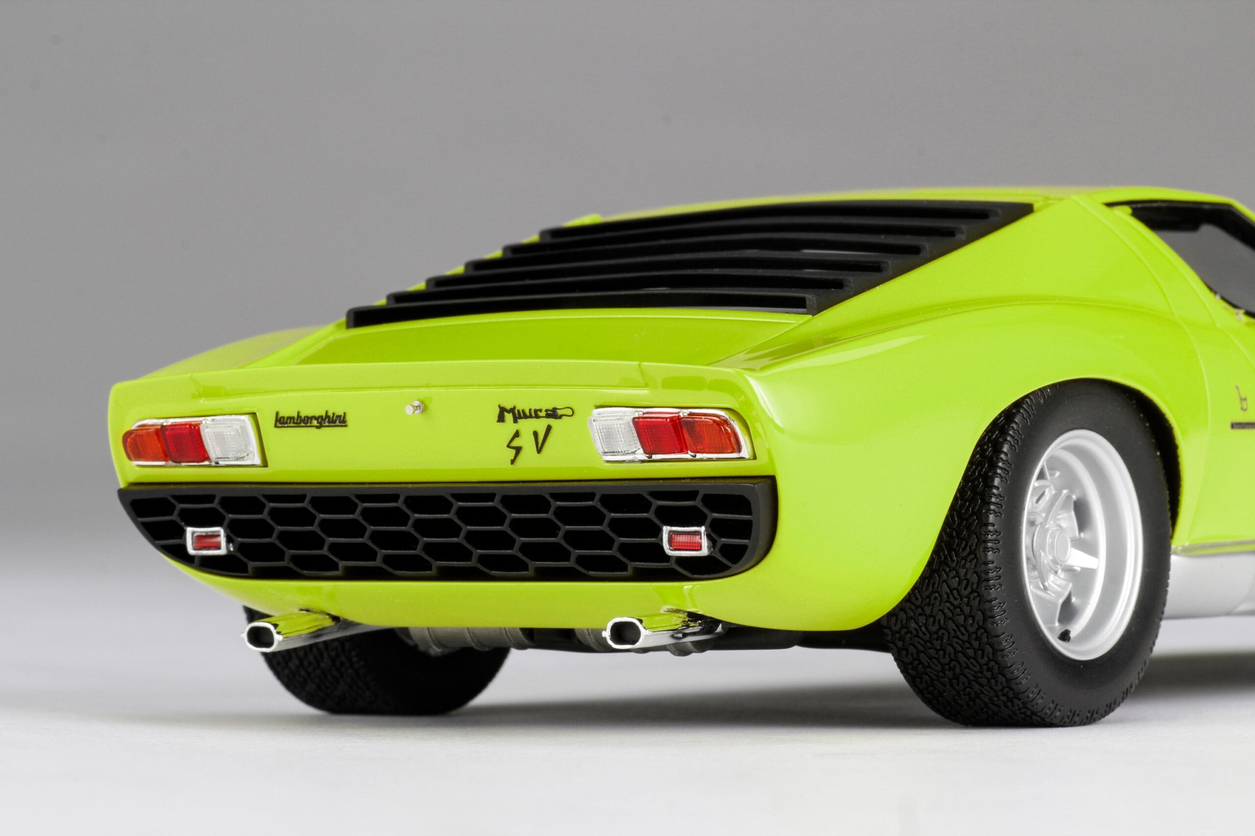 Amalgam Lamborghini Miura P400 SV | 1:18 - 画像39
