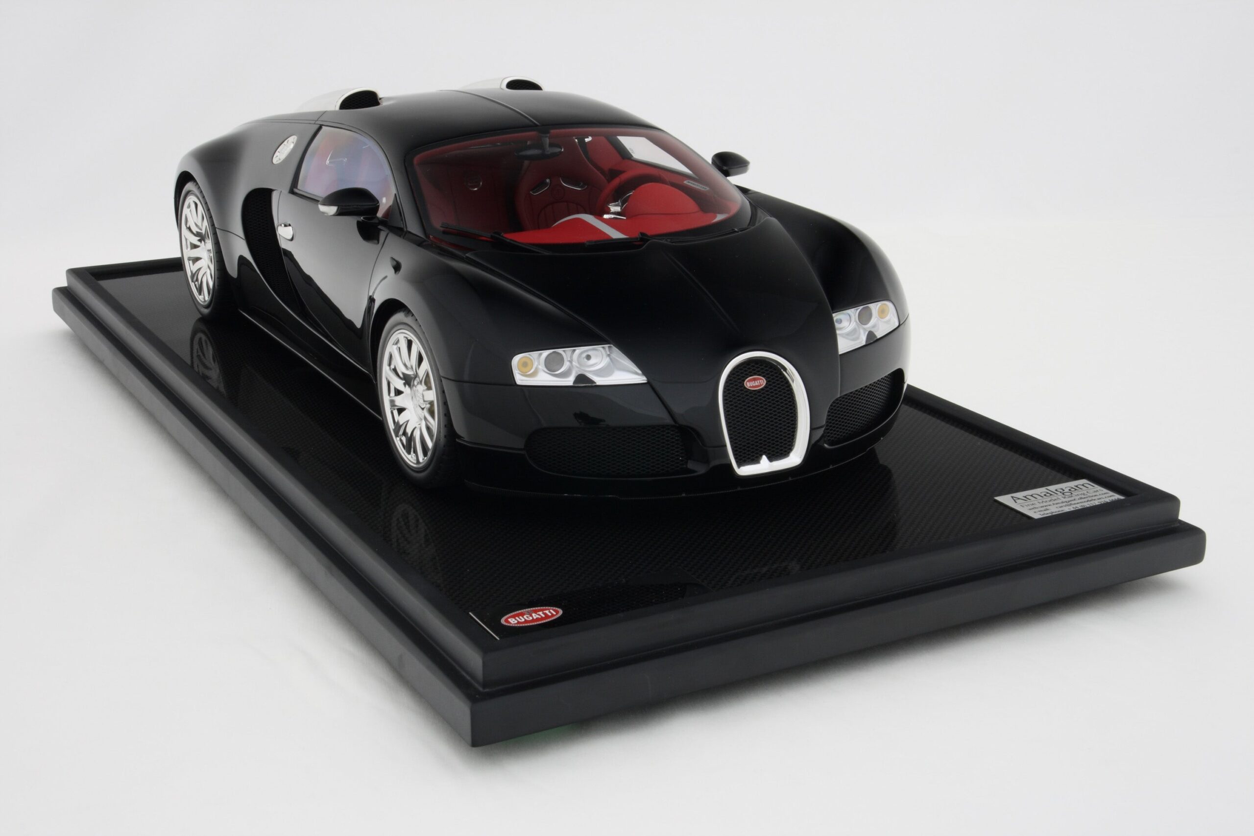 Amalgam Bugatti Veyron (2005) - Schwarz/Rot | 1:8 - 画像5