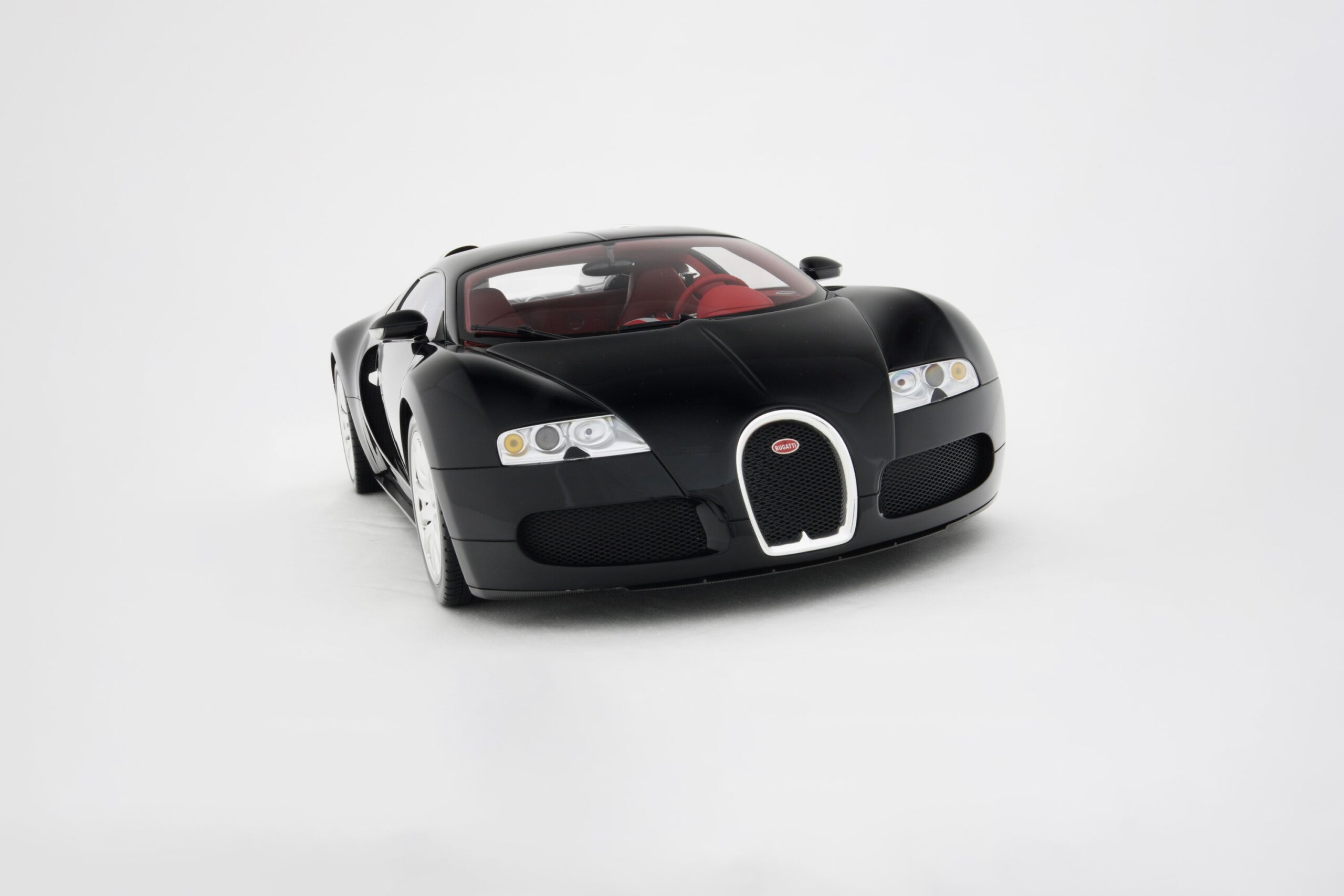 Amalgam Bugatti Veyron (2005) - Schwarz/Rot | 1:8 - 画像2