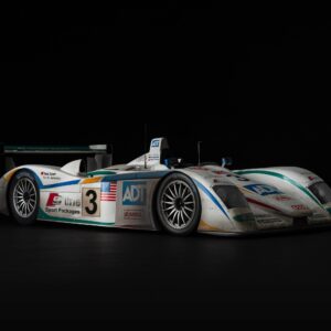 Amalgam Audi R8 2005 Le Mans Winner #3 Race Weathered | 1:8
