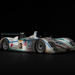 アマルガム アウディ R8 2005年 ル・マン優勝モデル #3 レースウェザード | 1:8